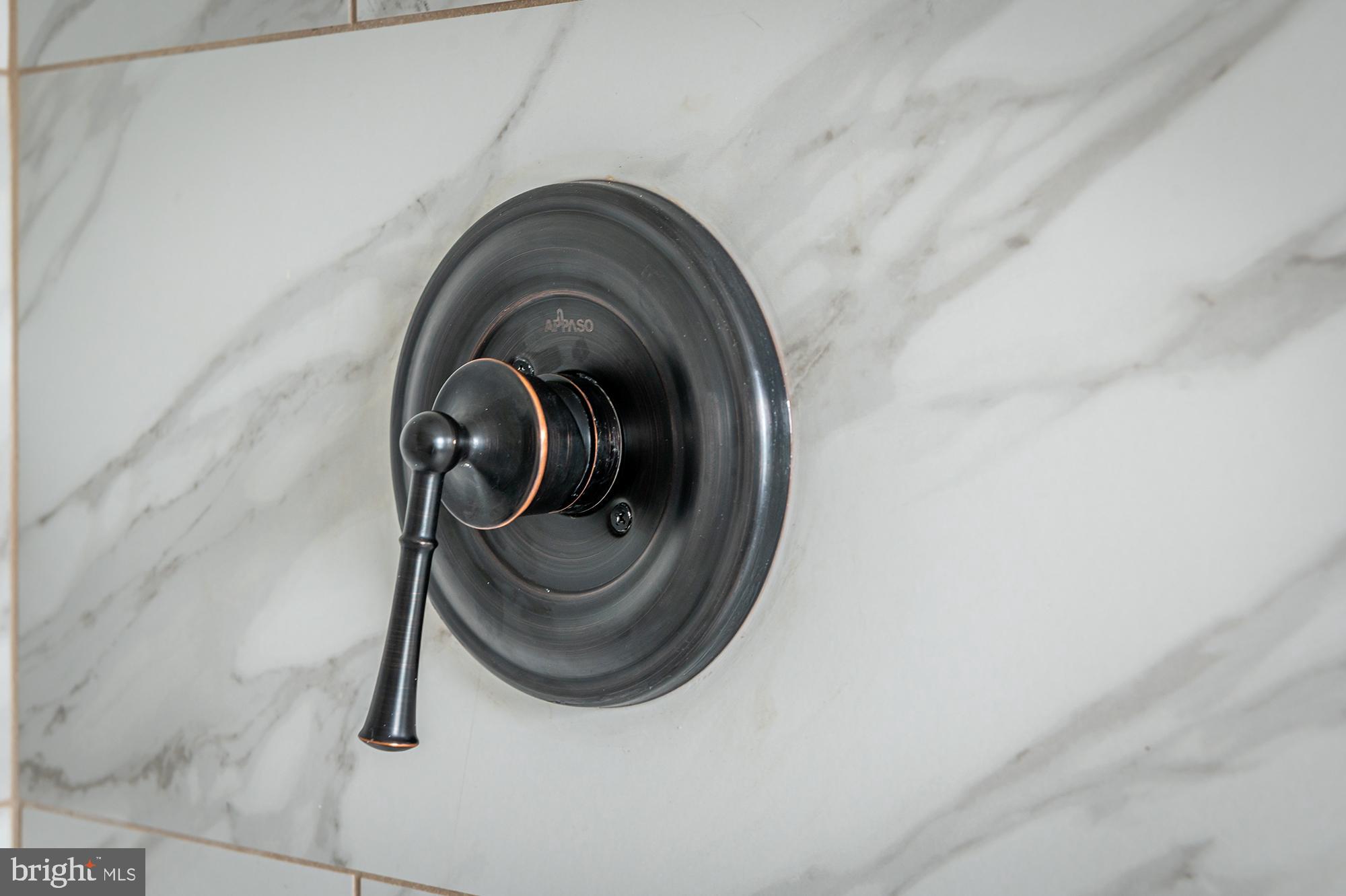 FRANKLIN SQUARE HISTORIC DISTRICT - Residential