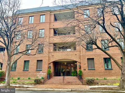 Photo of 601 Wilkes Street #301, ALEXANDRIA, VA 22314 (MLS # VAAX2055756)