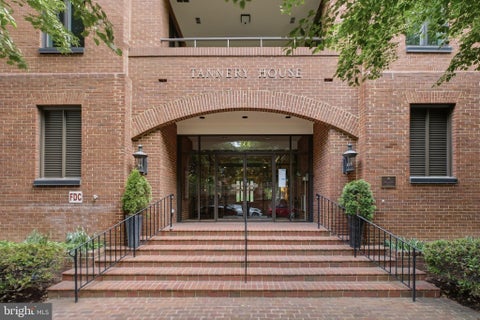 Condo For Sale - 601 Wilkes Street #301<br/> ALEXANDRIA, VA 22314