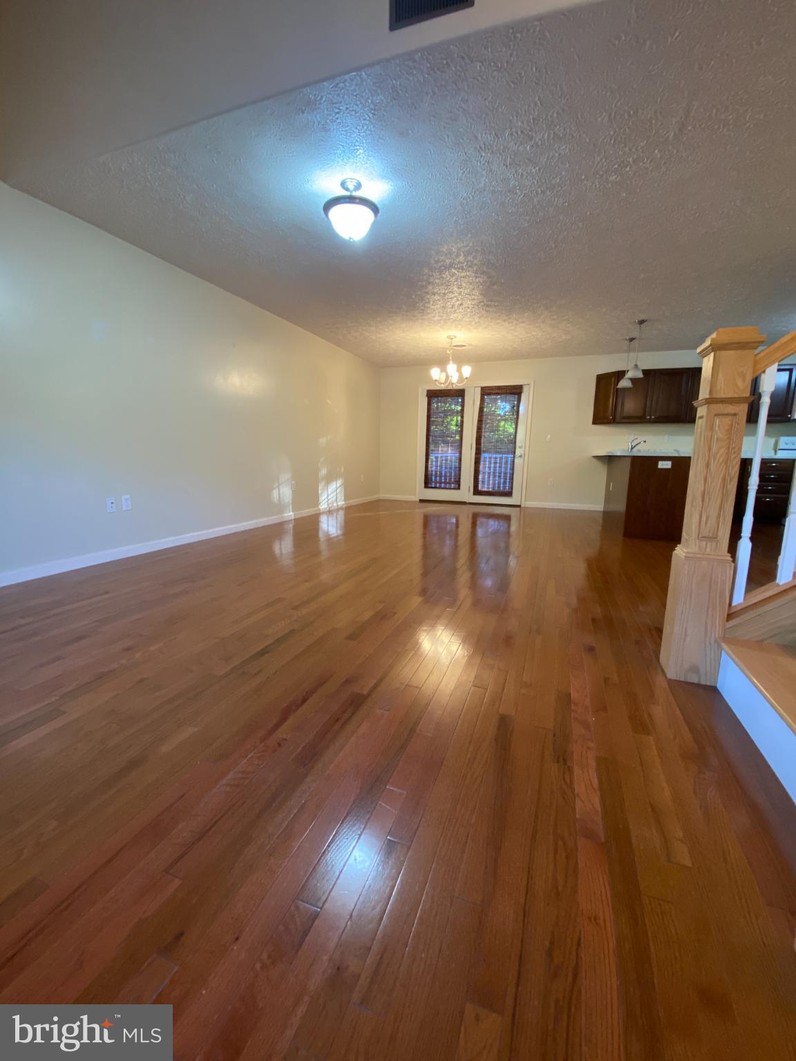 STONEY RUN - Residential Lease