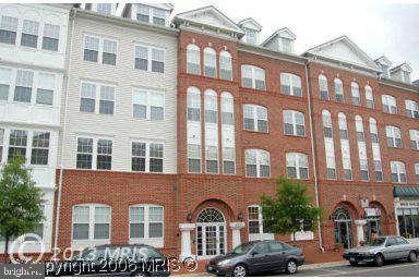 MAIN STREET - Residential Lease