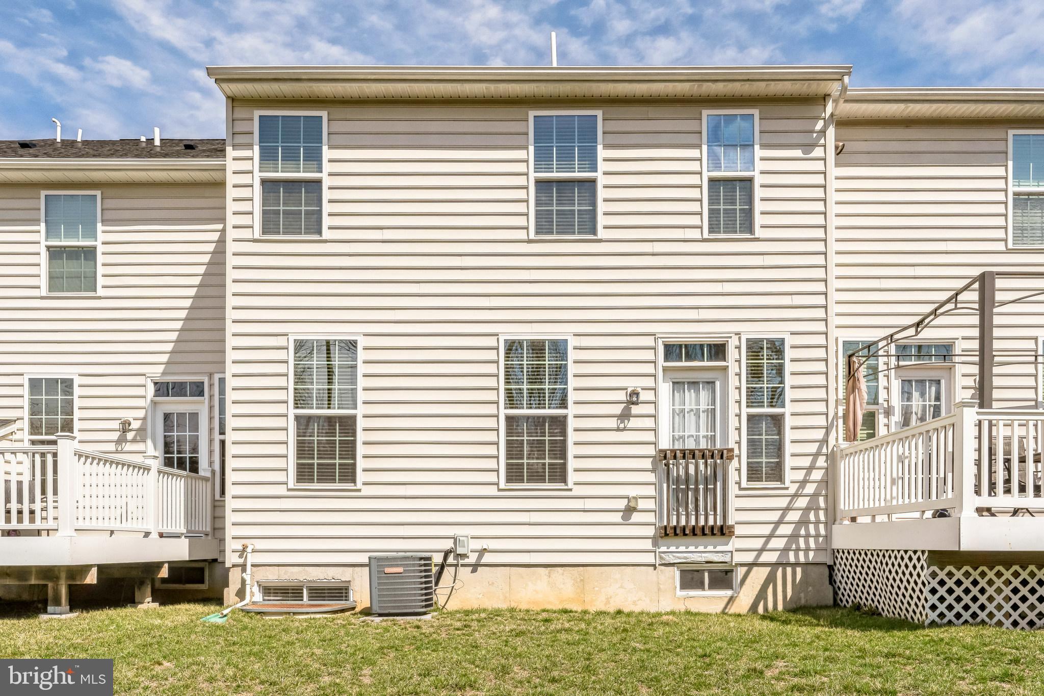 SPRINGFIELD MANOR - Residential