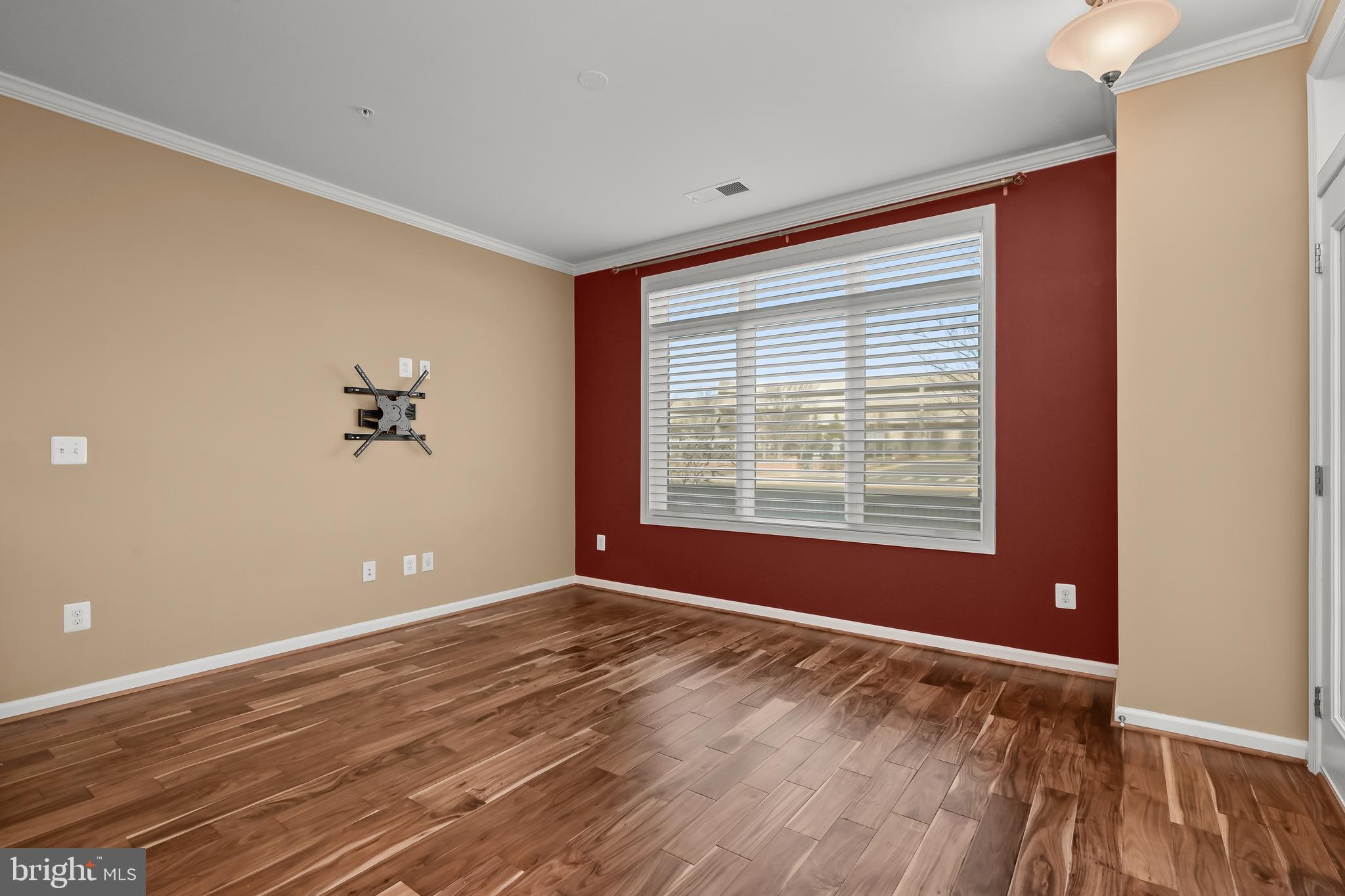 1304 RIBBON LIMESTONE TERRACE SE