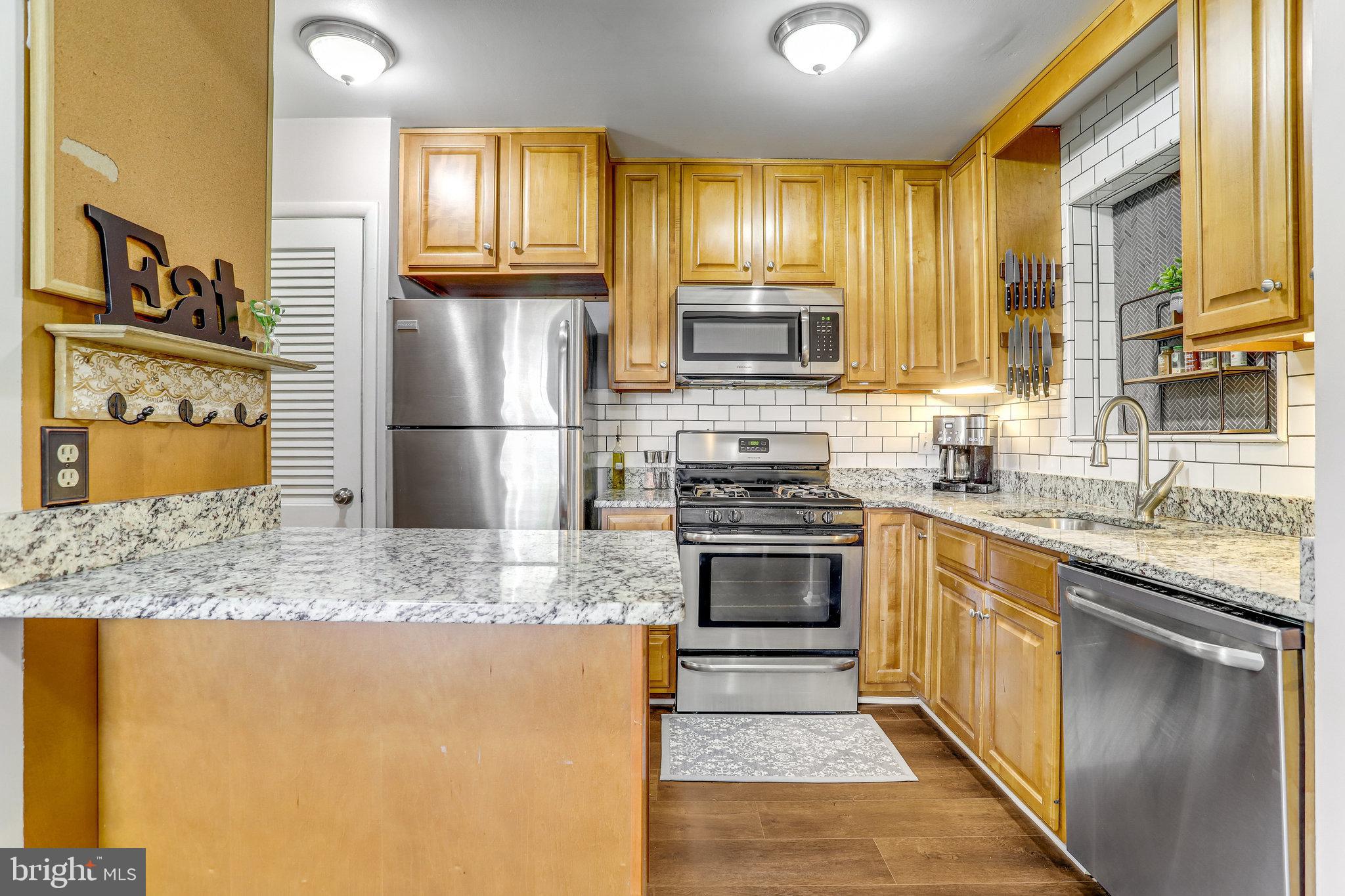 LOISDALE ESTATES - Residential