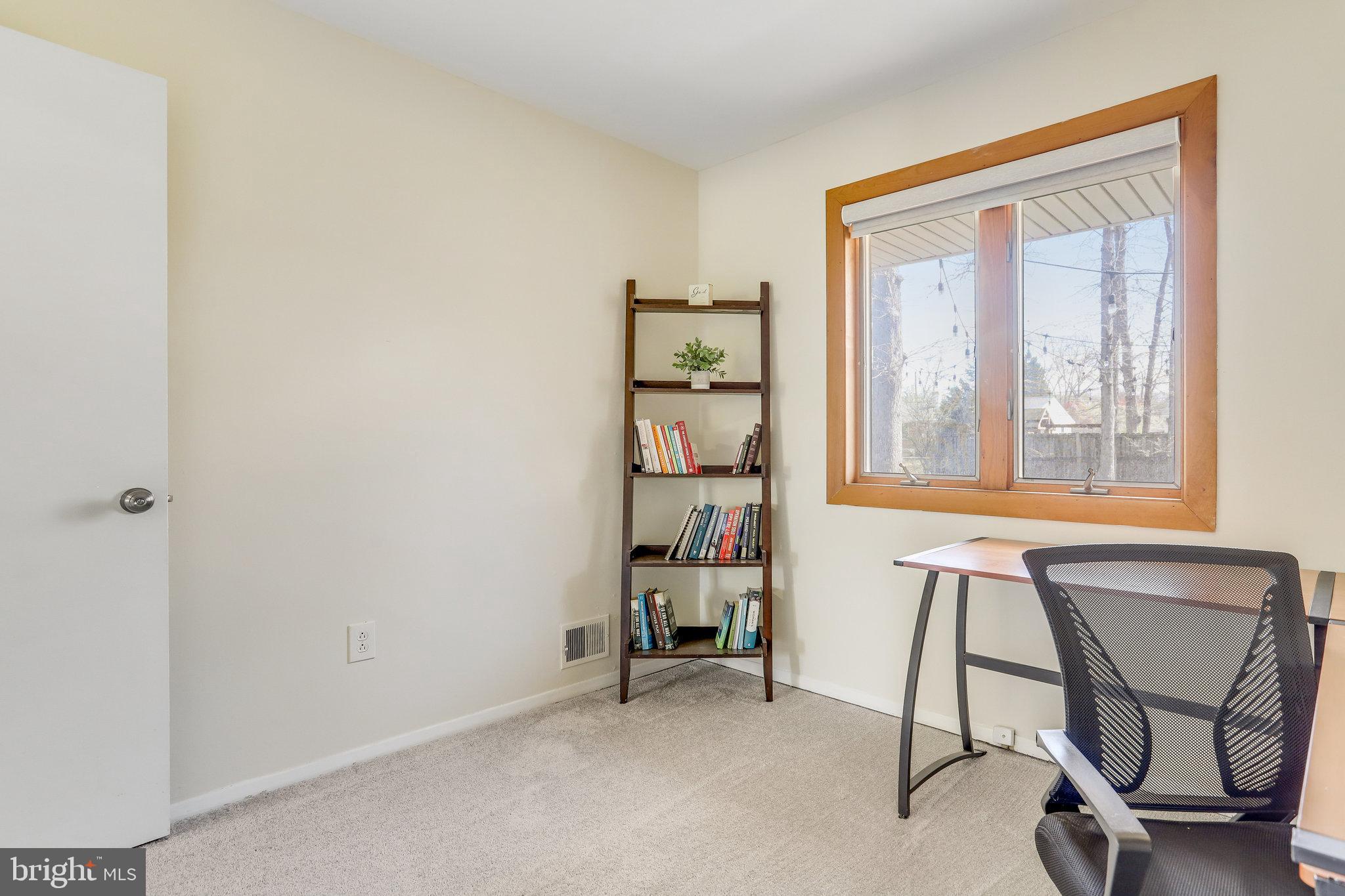 LOISDALE ESTATES - Residential