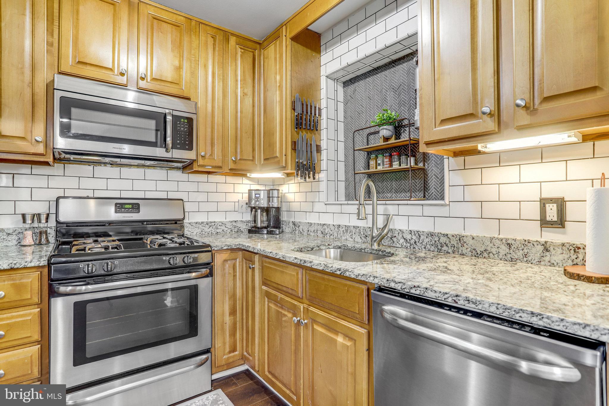 LOISDALE ESTATES - Residential