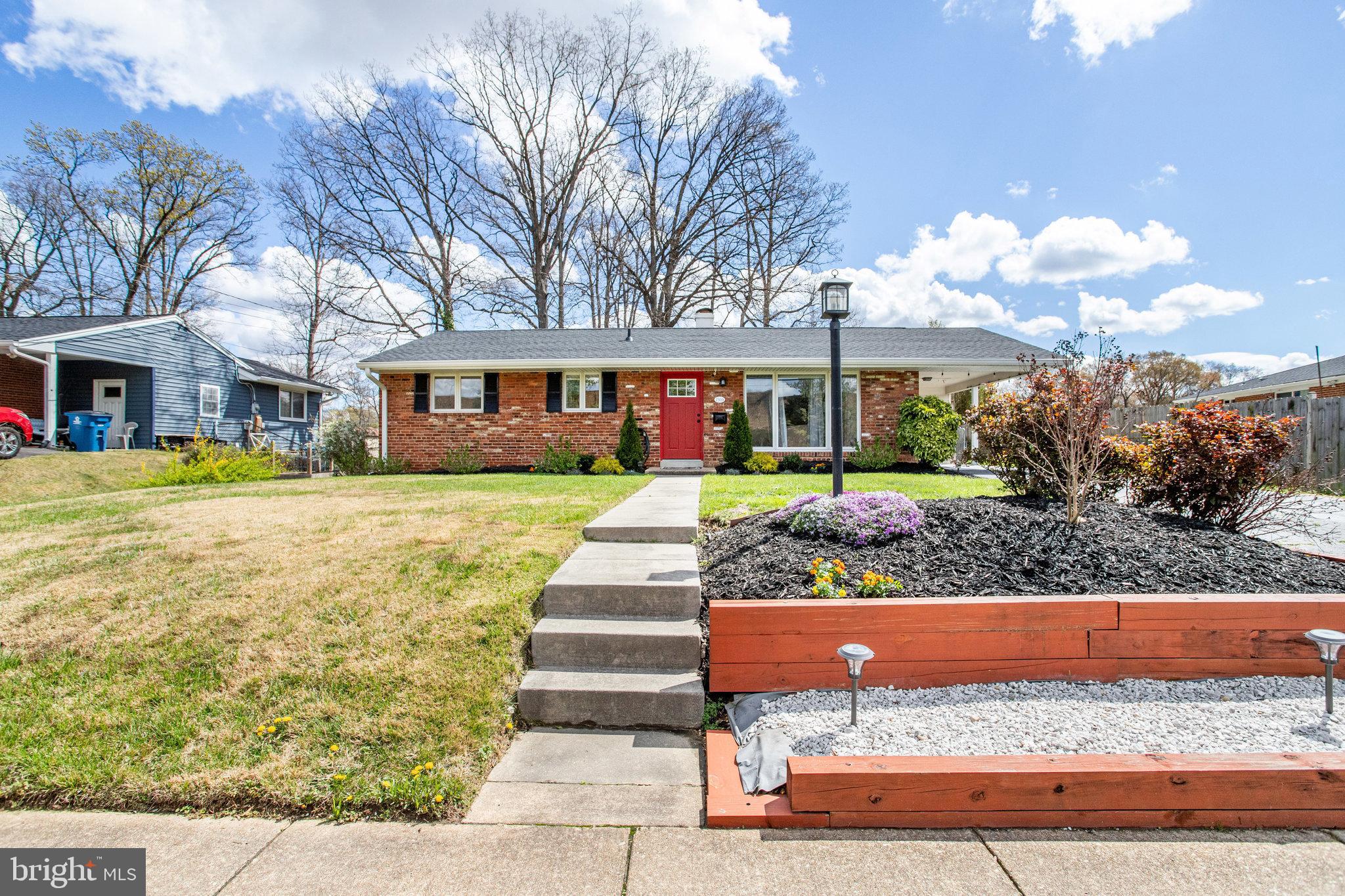 LOISDALE ESTATES - Residential