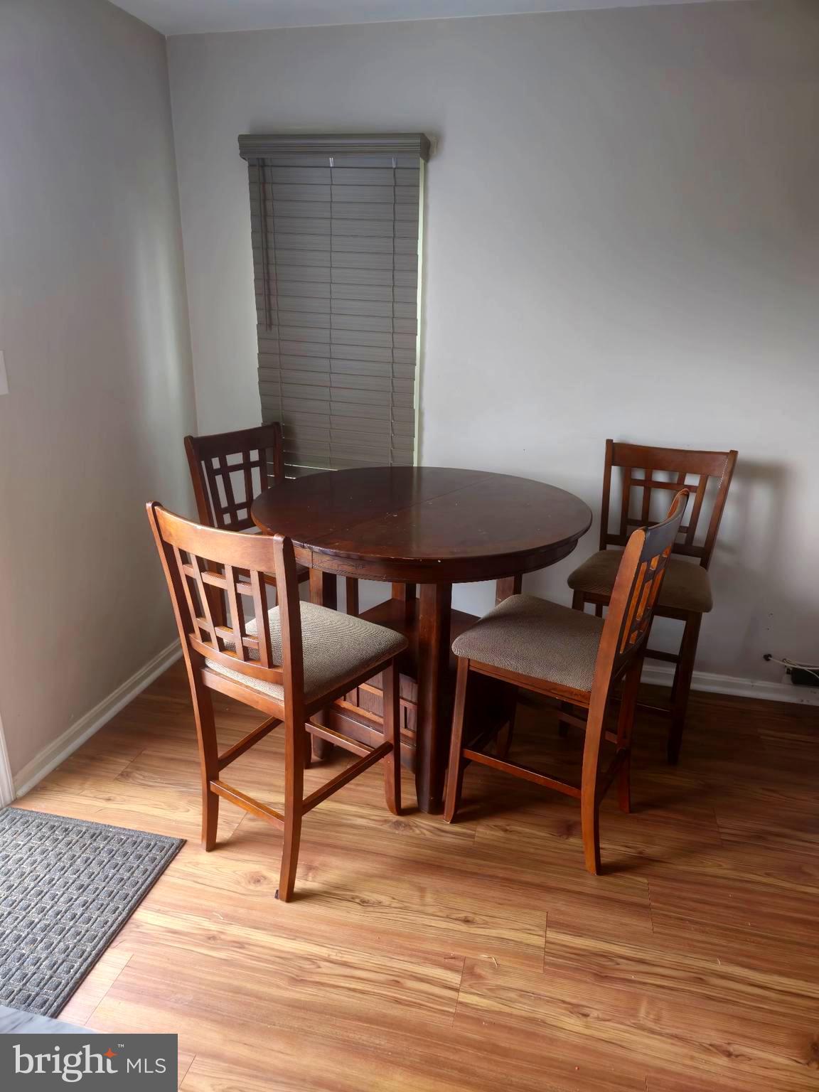 WESTLAKE VILLAGE - LANCASTER - Residential