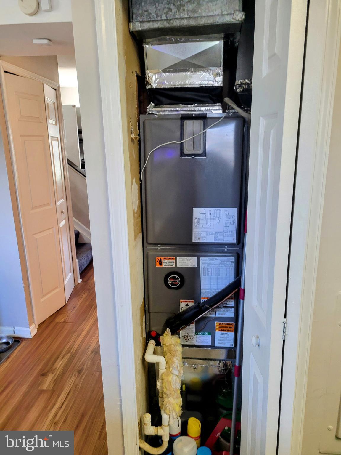 WESTLAKE VILLAGE - LANCASTER - Residential