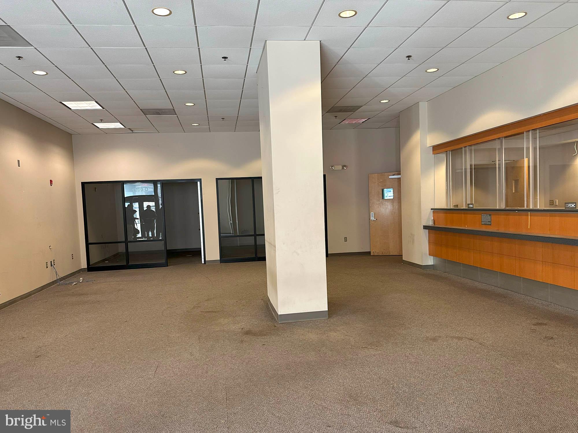 MOUNT VERNON - Commercial Sale
