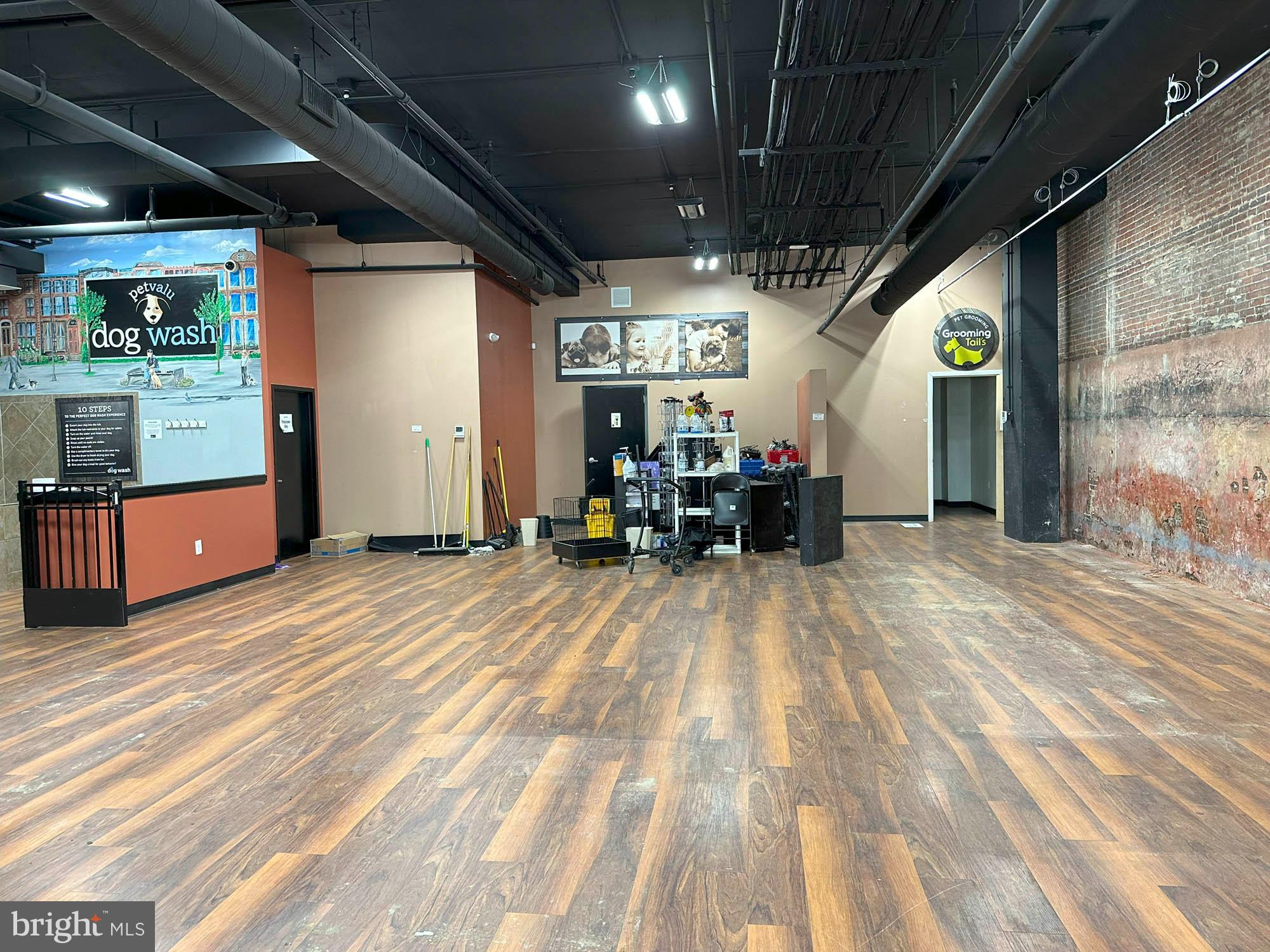 MOUNT VERNON - Commercial Sale