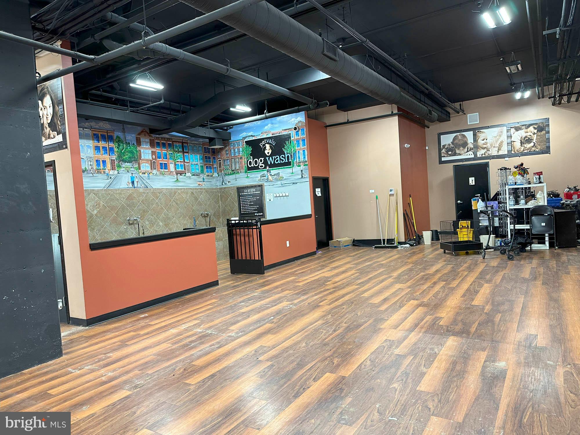 MOUNT VERNON - Commercial Sale