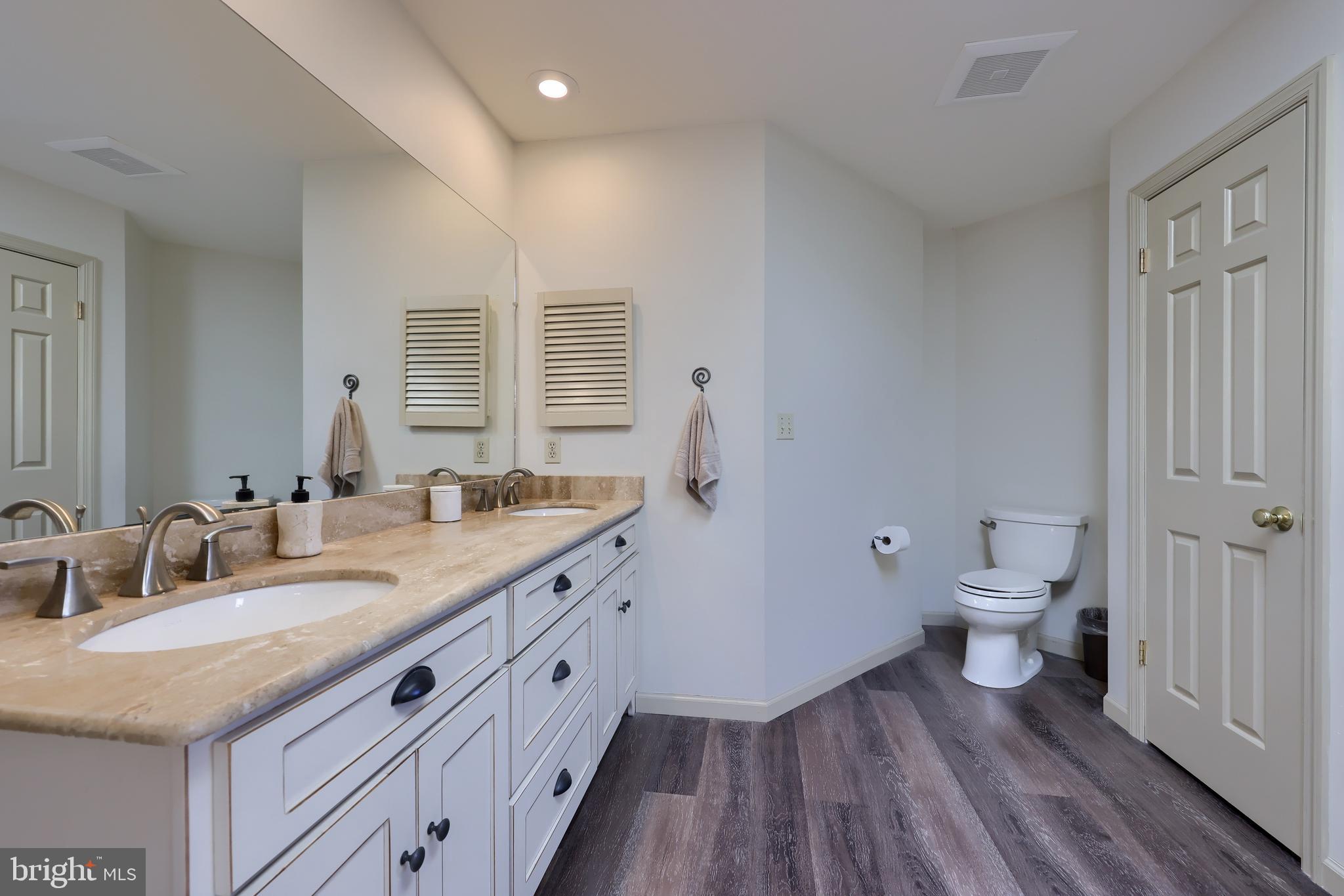 HANS HERR VILLAGE - Residential