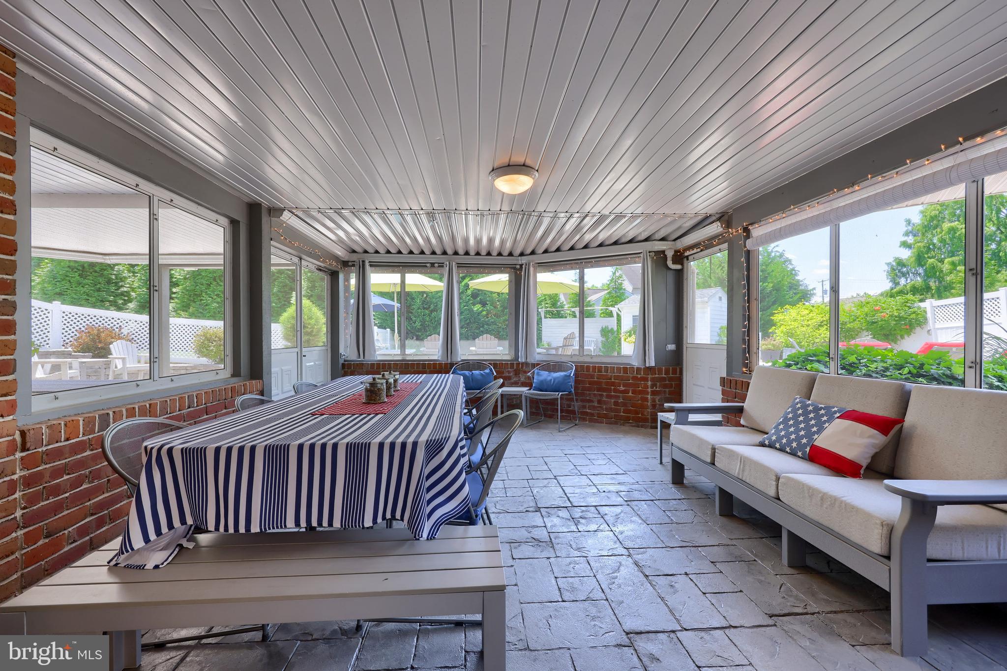 HANS HERR VILLAGE - Residential