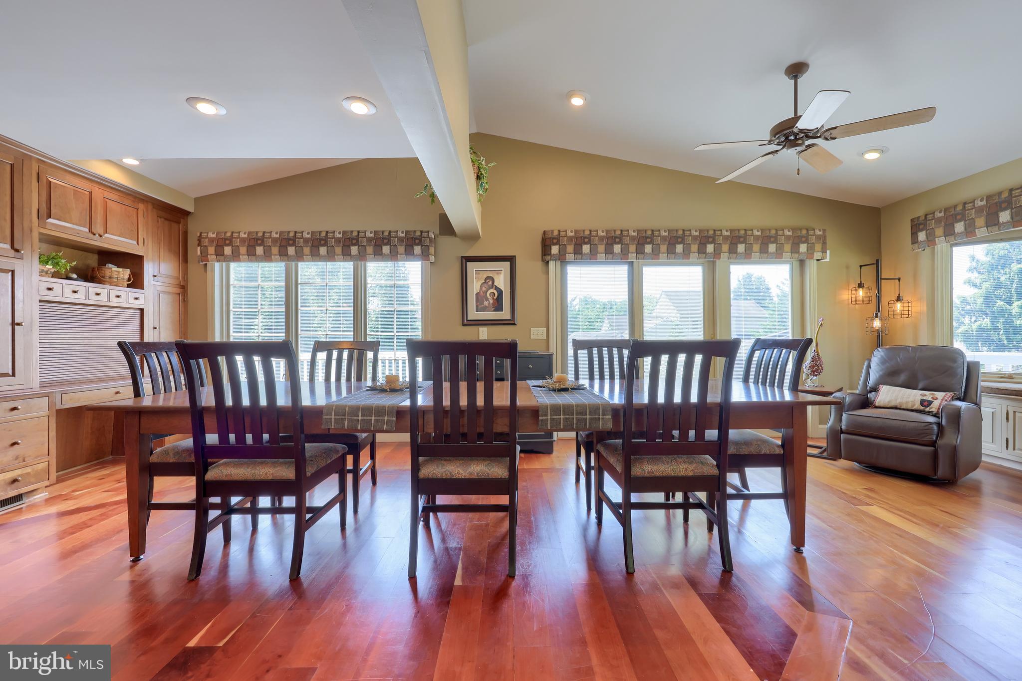 HANS HERR VILLAGE - Residential