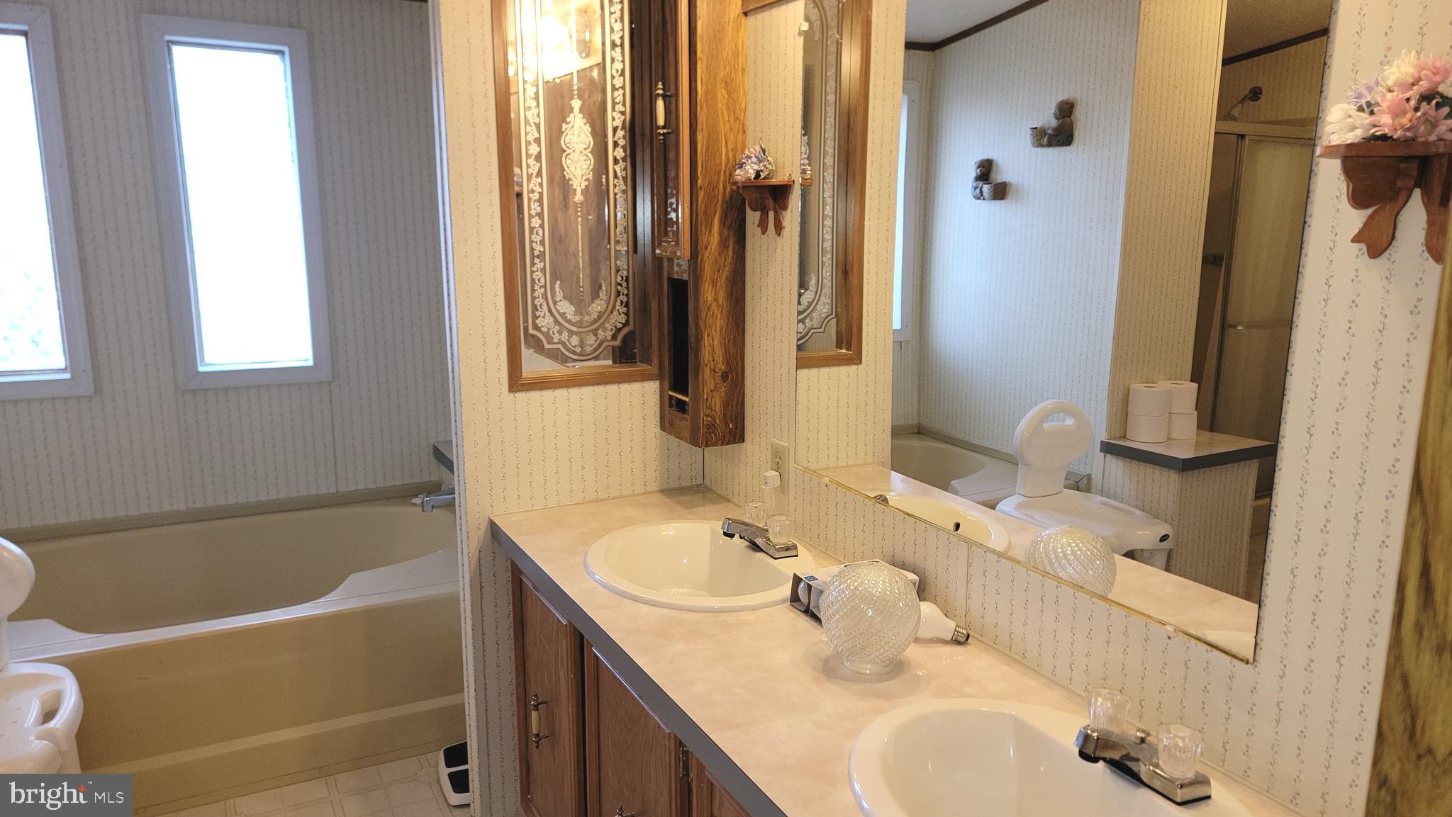 PEPPERMINT WOODS - Residential