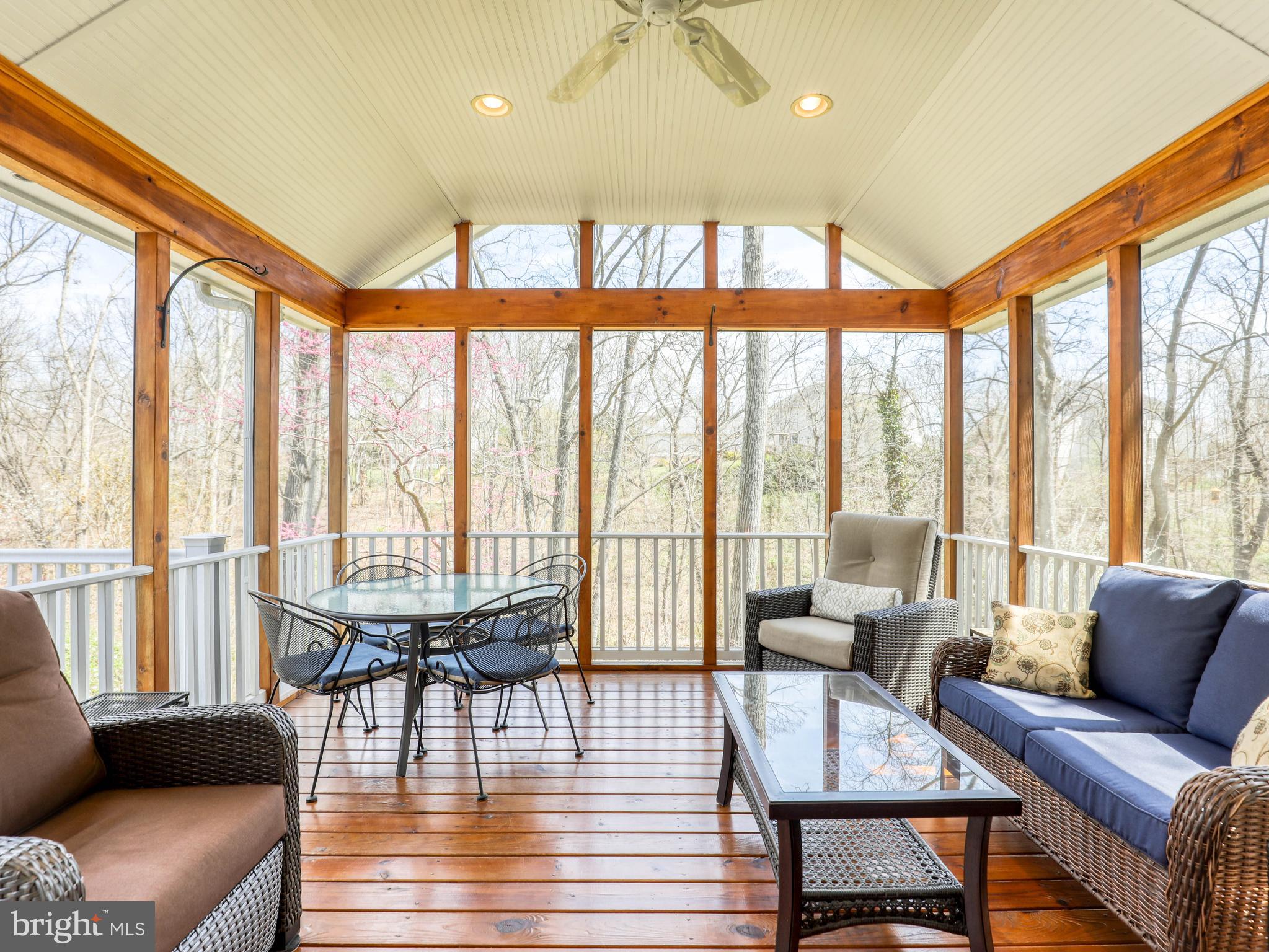 PEMBRIDGE HEIGHTS - Residential