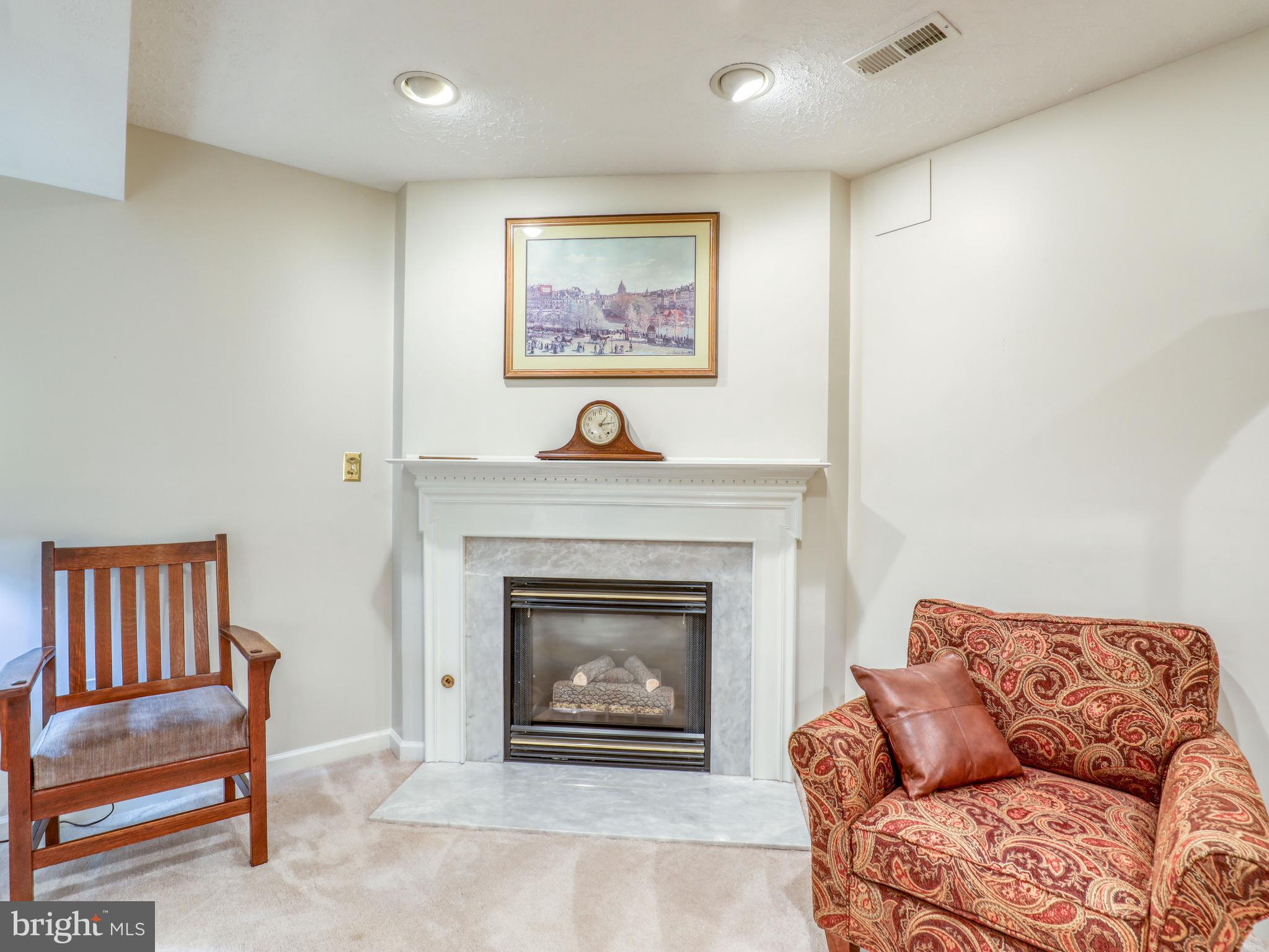 PEMBRIDGE HEIGHTS - Residential