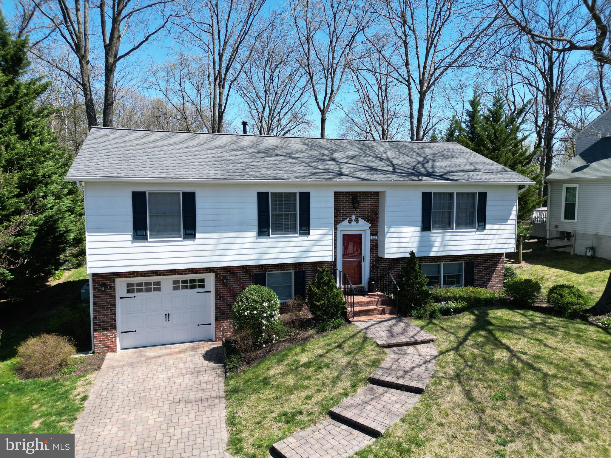 PEMBRIDGE HEIGHTS - Residential