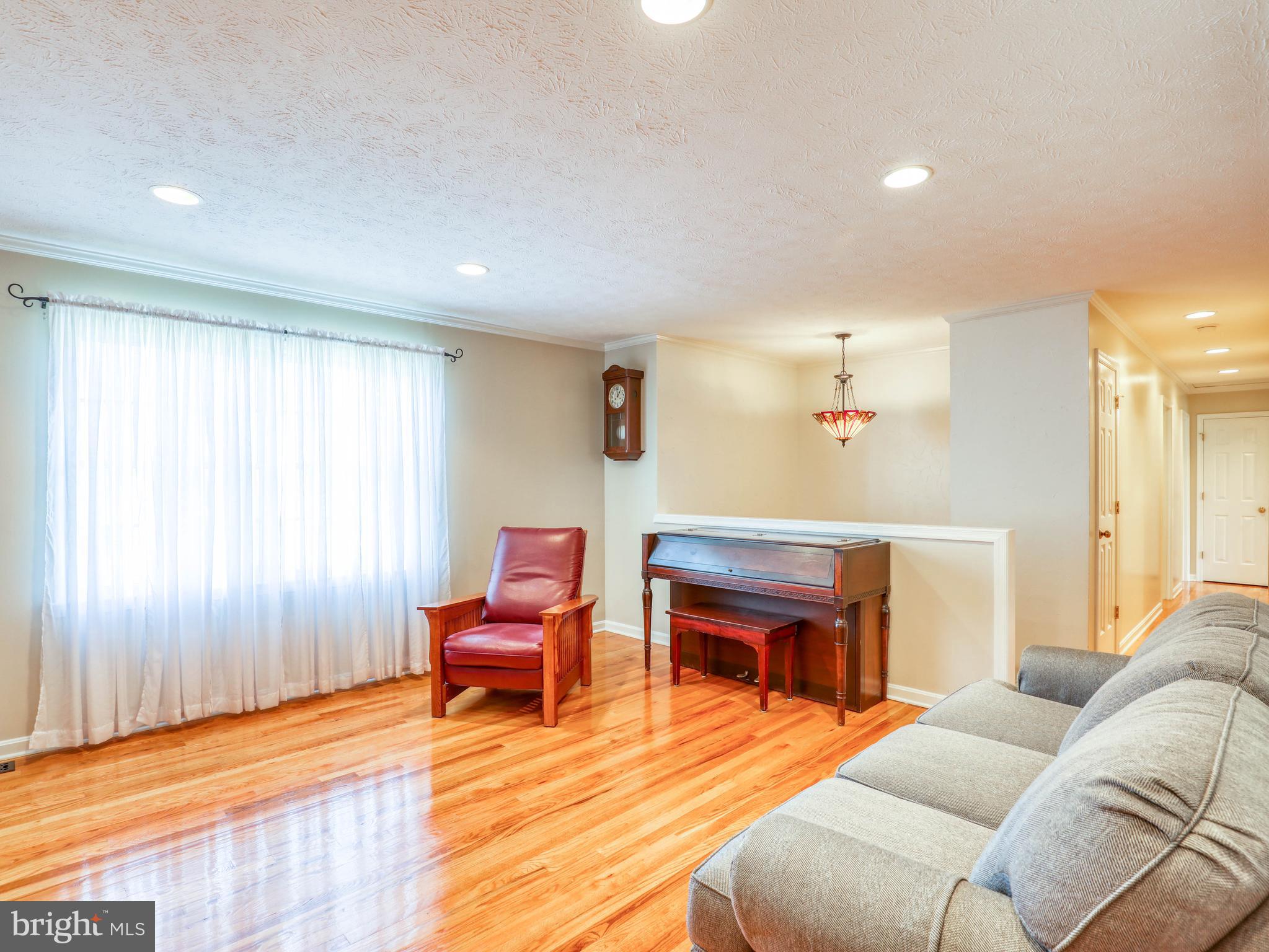 PEMBRIDGE HEIGHTS - Residential