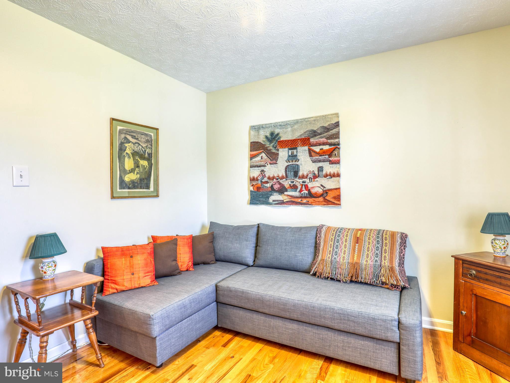 PEMBRIDGE HEIGHTS - Residential