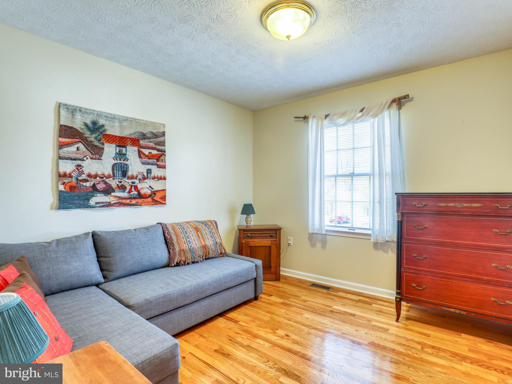 PEMBRIDGE HEIGHTS - Residential