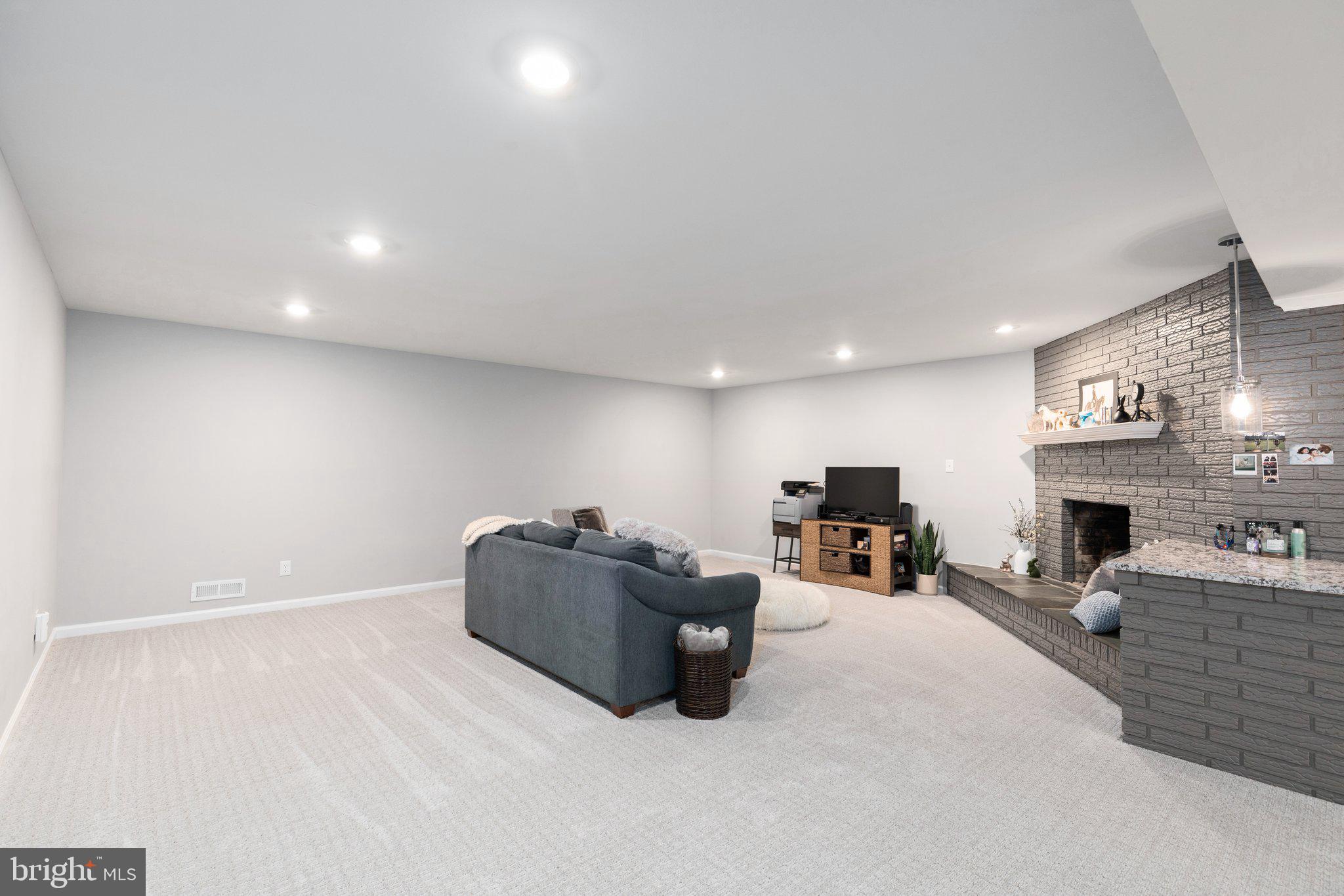 GLENWOOD ESTATES - Residential