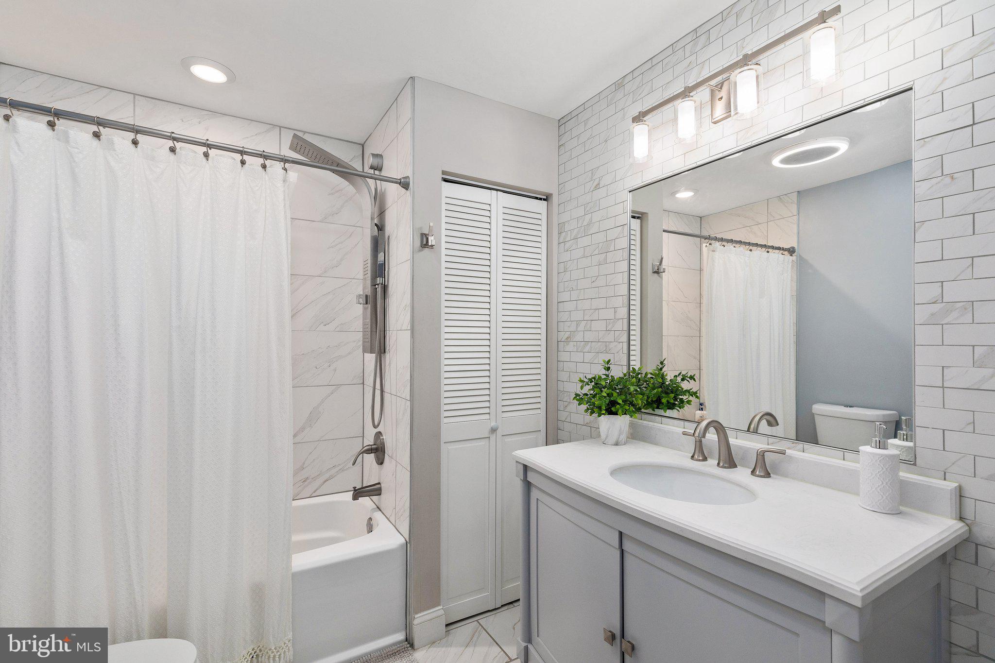 GLENWOOD ESTATES - Residential