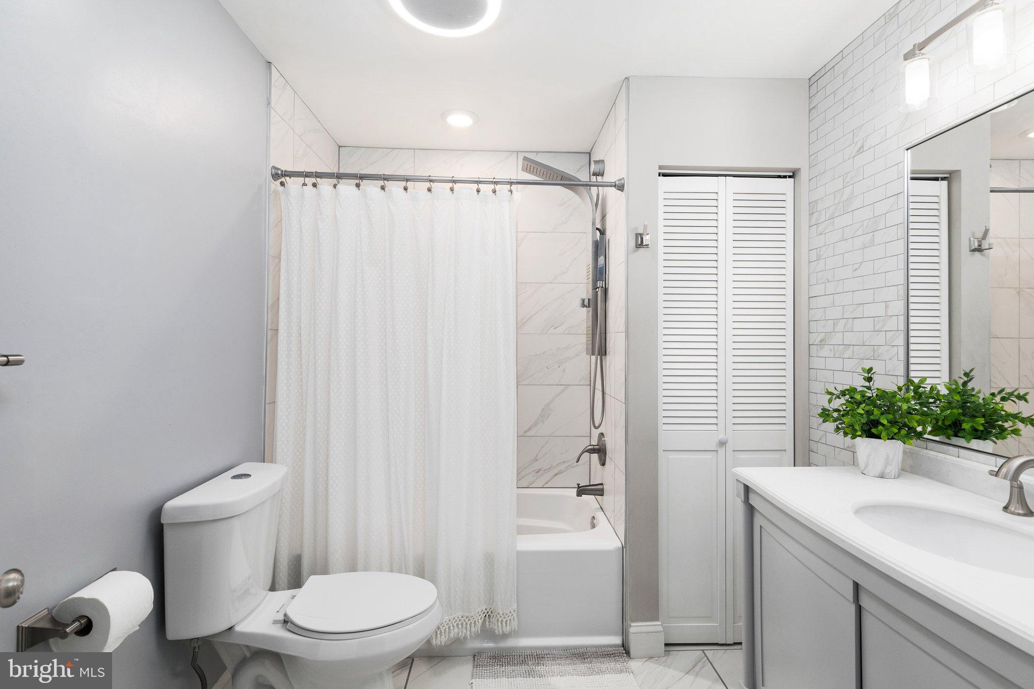 GLENWOOD ESTATES - Residential