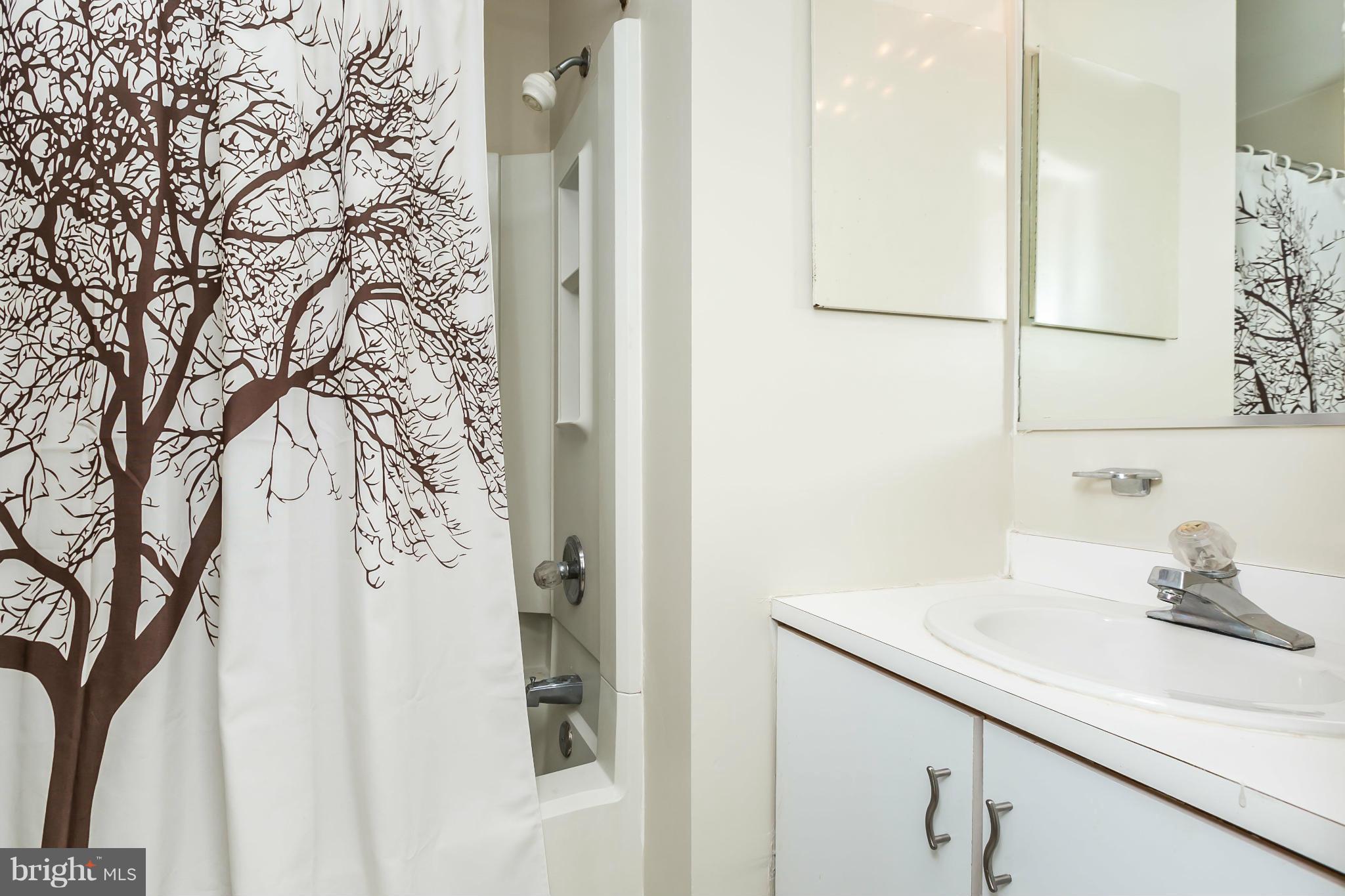 OTTERBEIN - Residential Lease