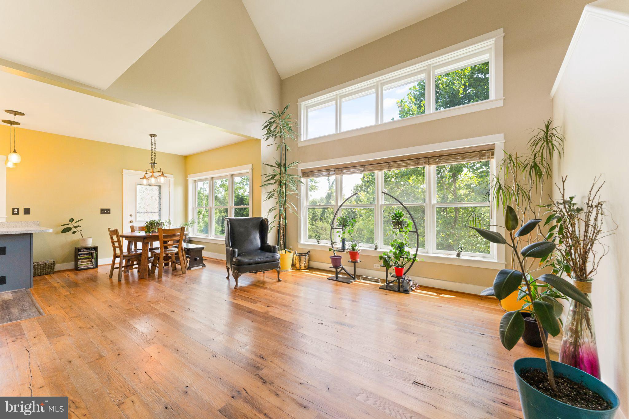 ECOVILLAGE - Residential Lease