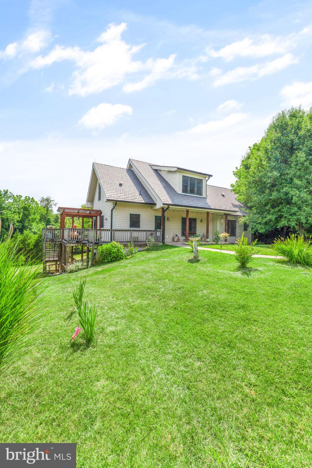 ECOVILLAGE - Residential Lease