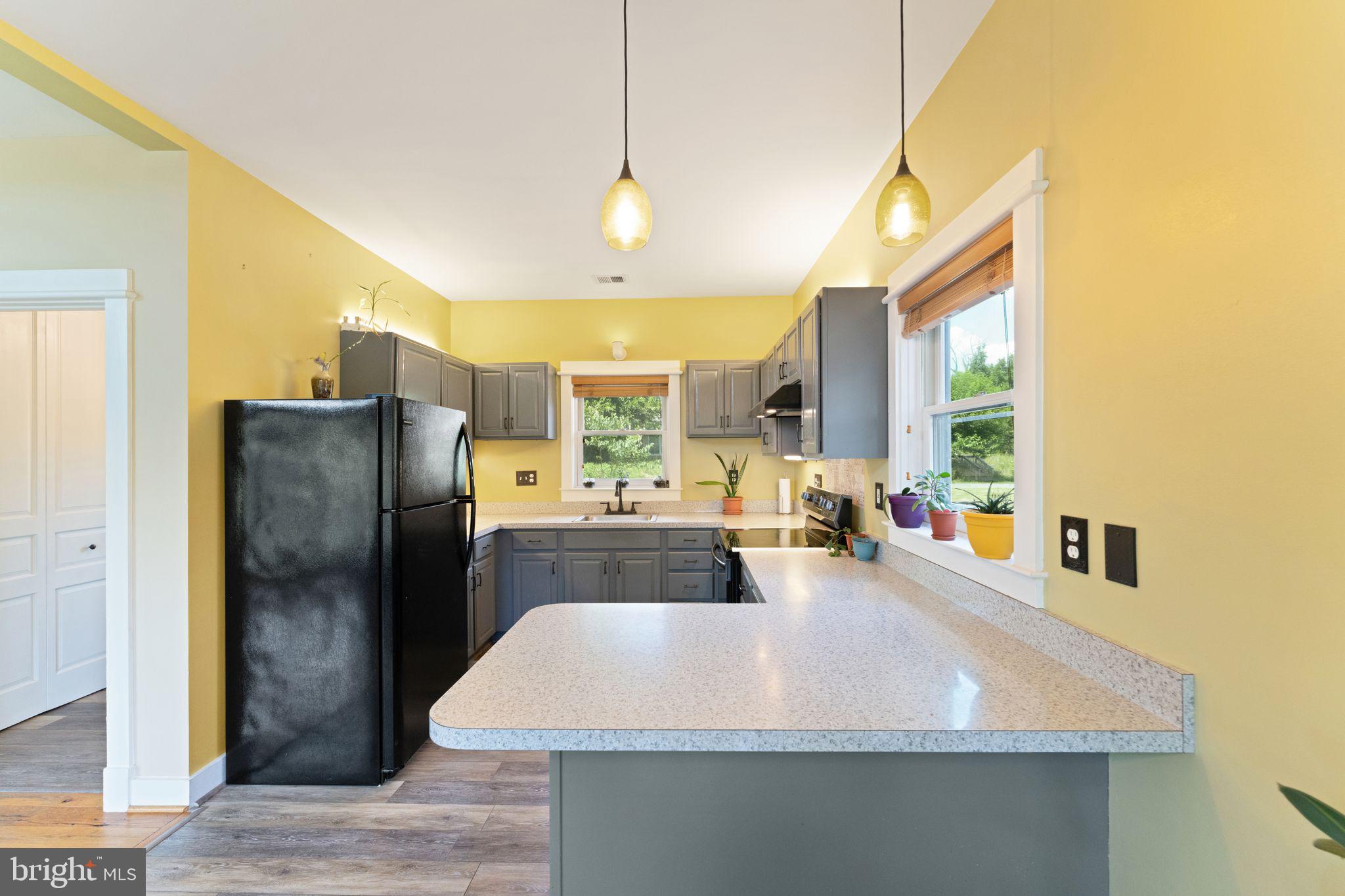 ECOVILLAGE - Residential Lease