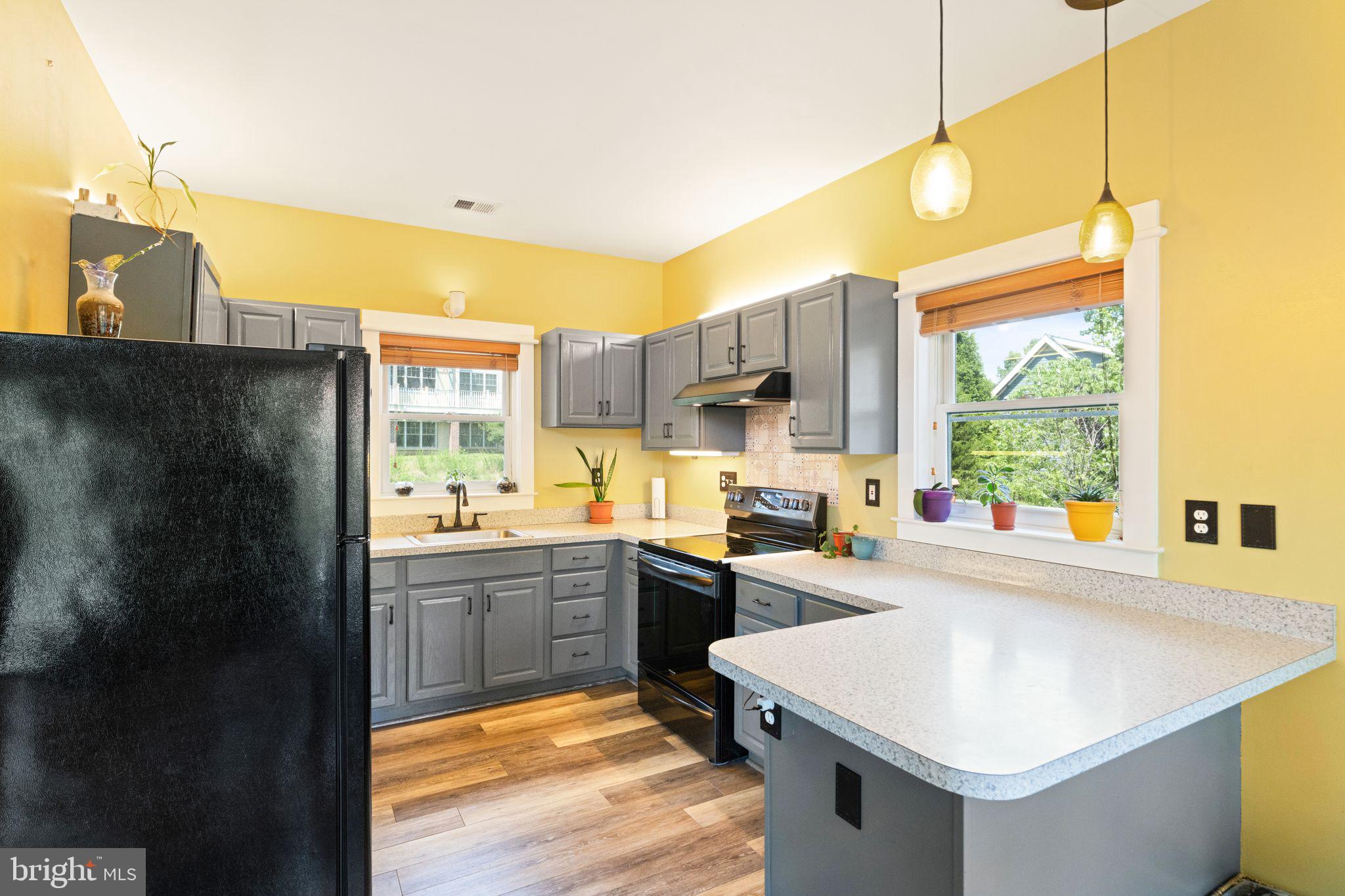 ECOVILLAGE - Residential Lease