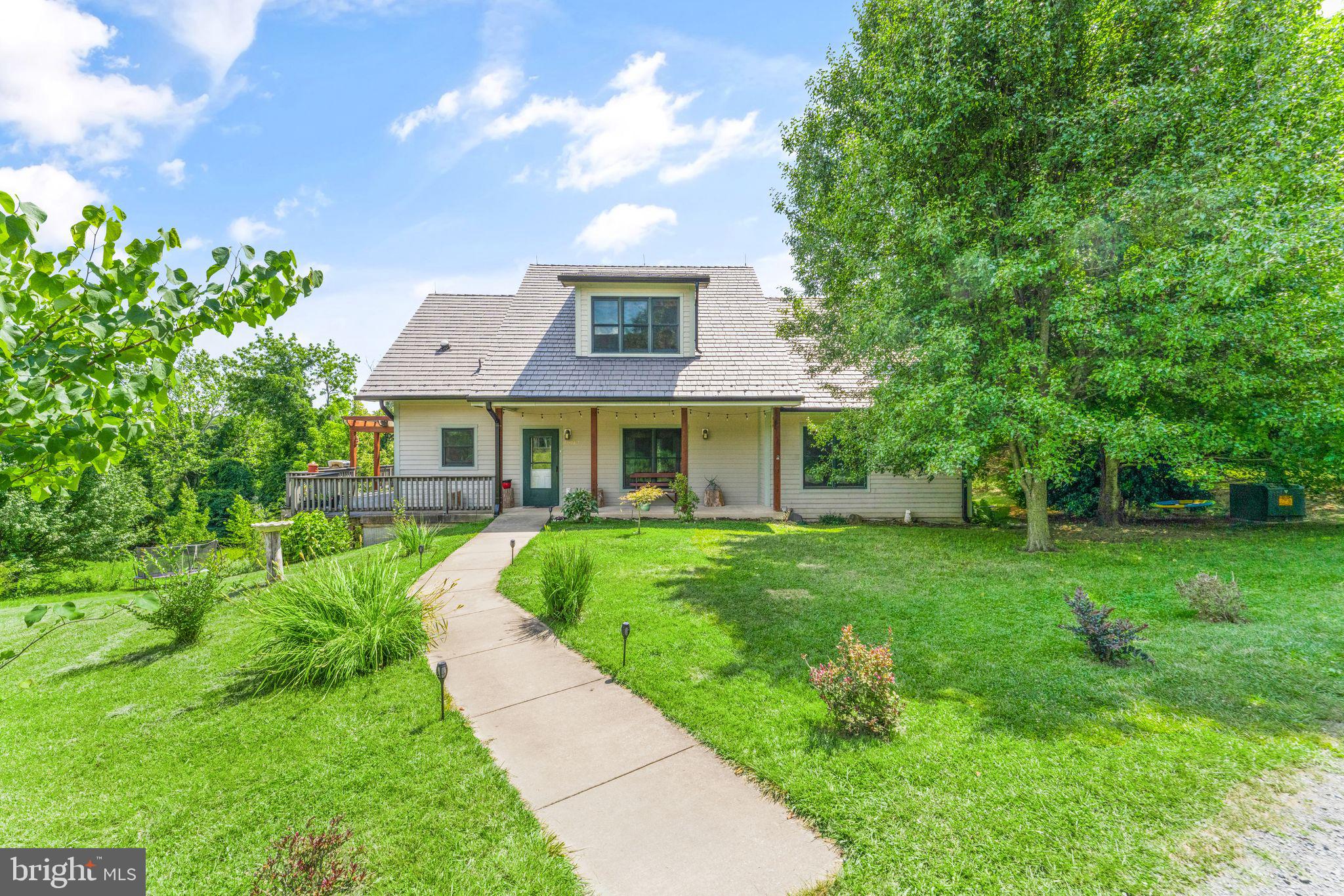 ECOVILLAGE - Residential Lease