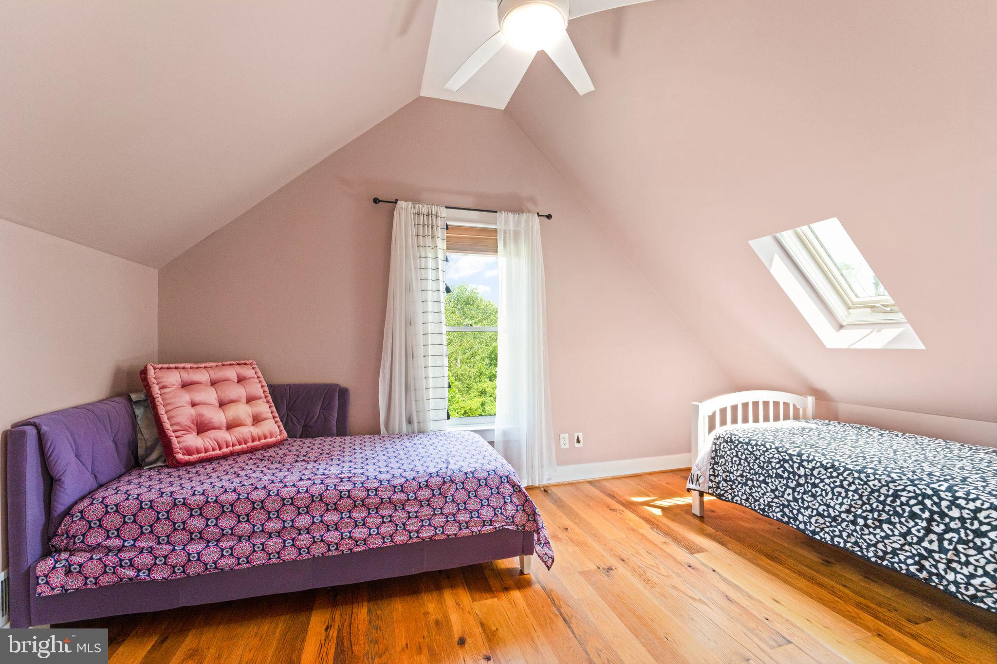 ECOVILLAGE - Residential Lease