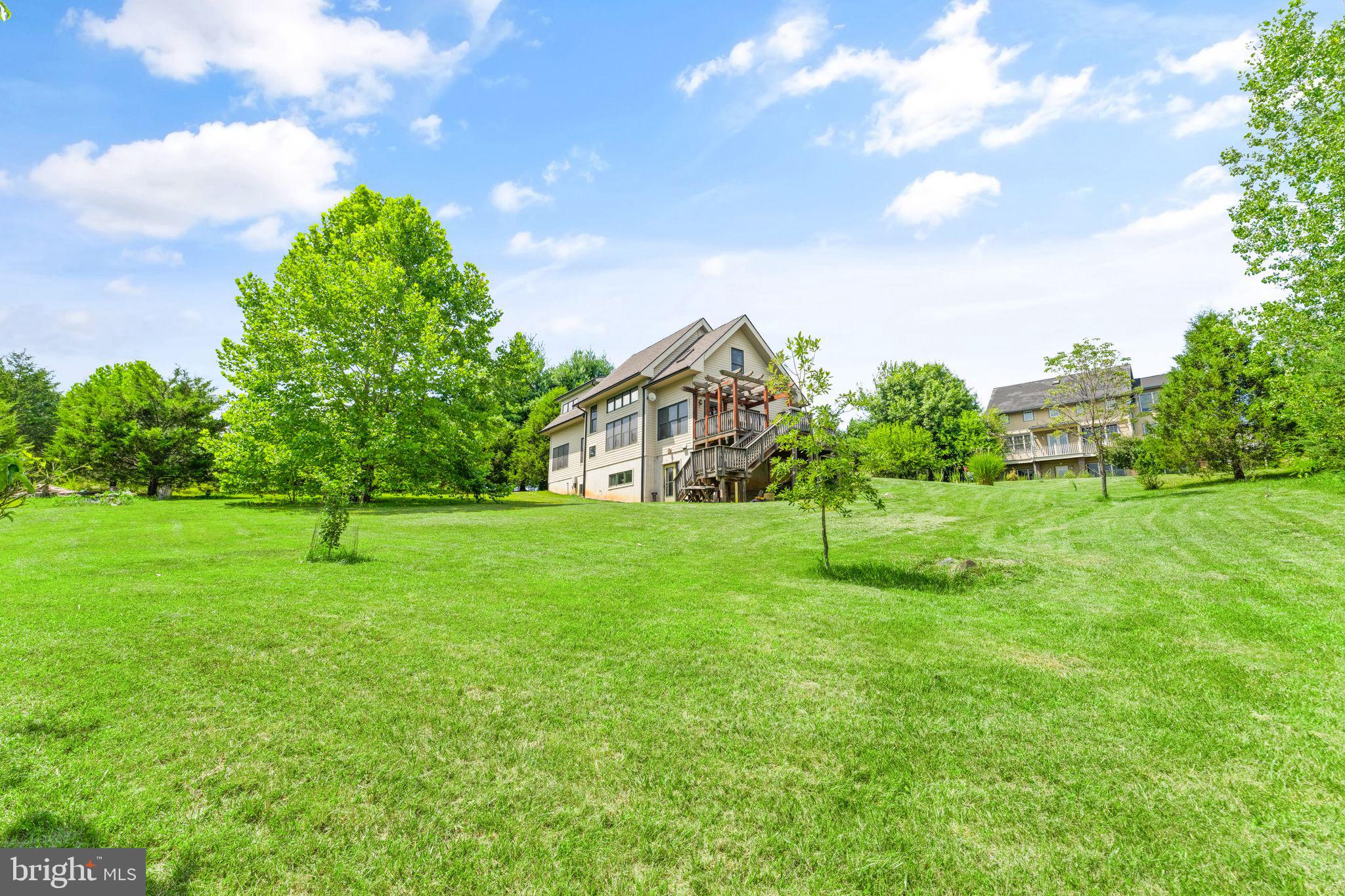 ECOVILLAGE - Residential Lease