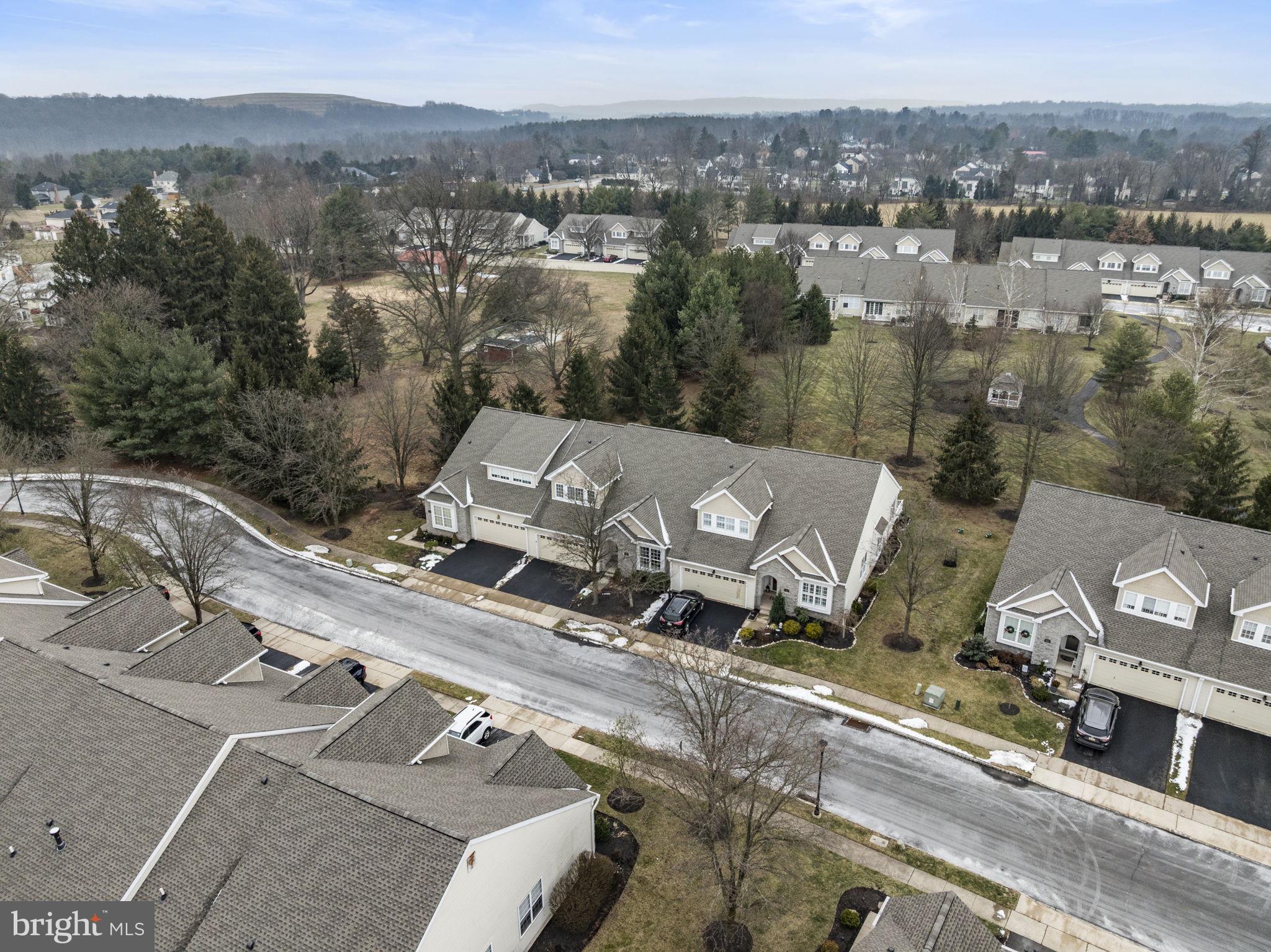 COURTYARDS - Residential