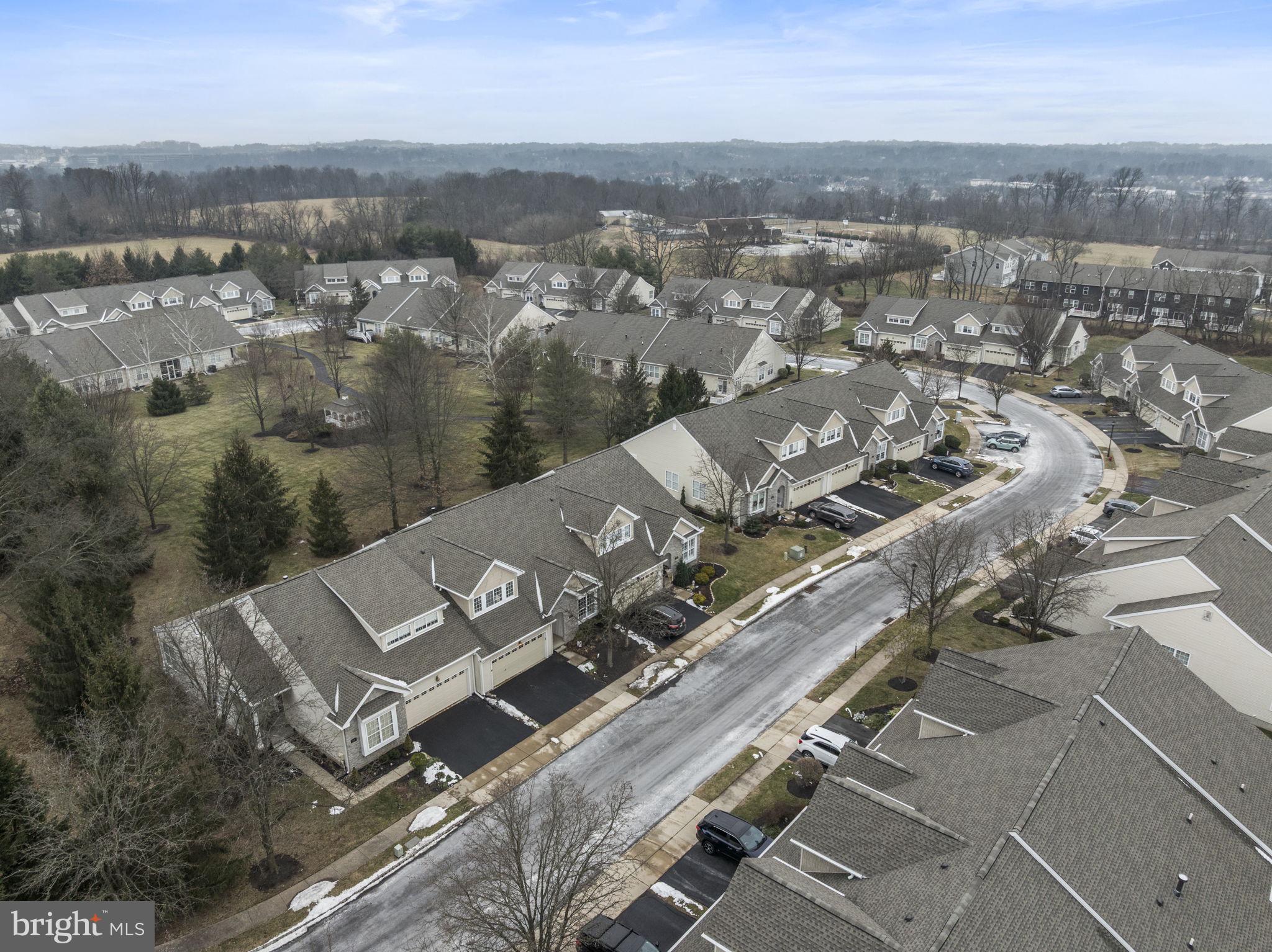 COURTYARDS - Residential