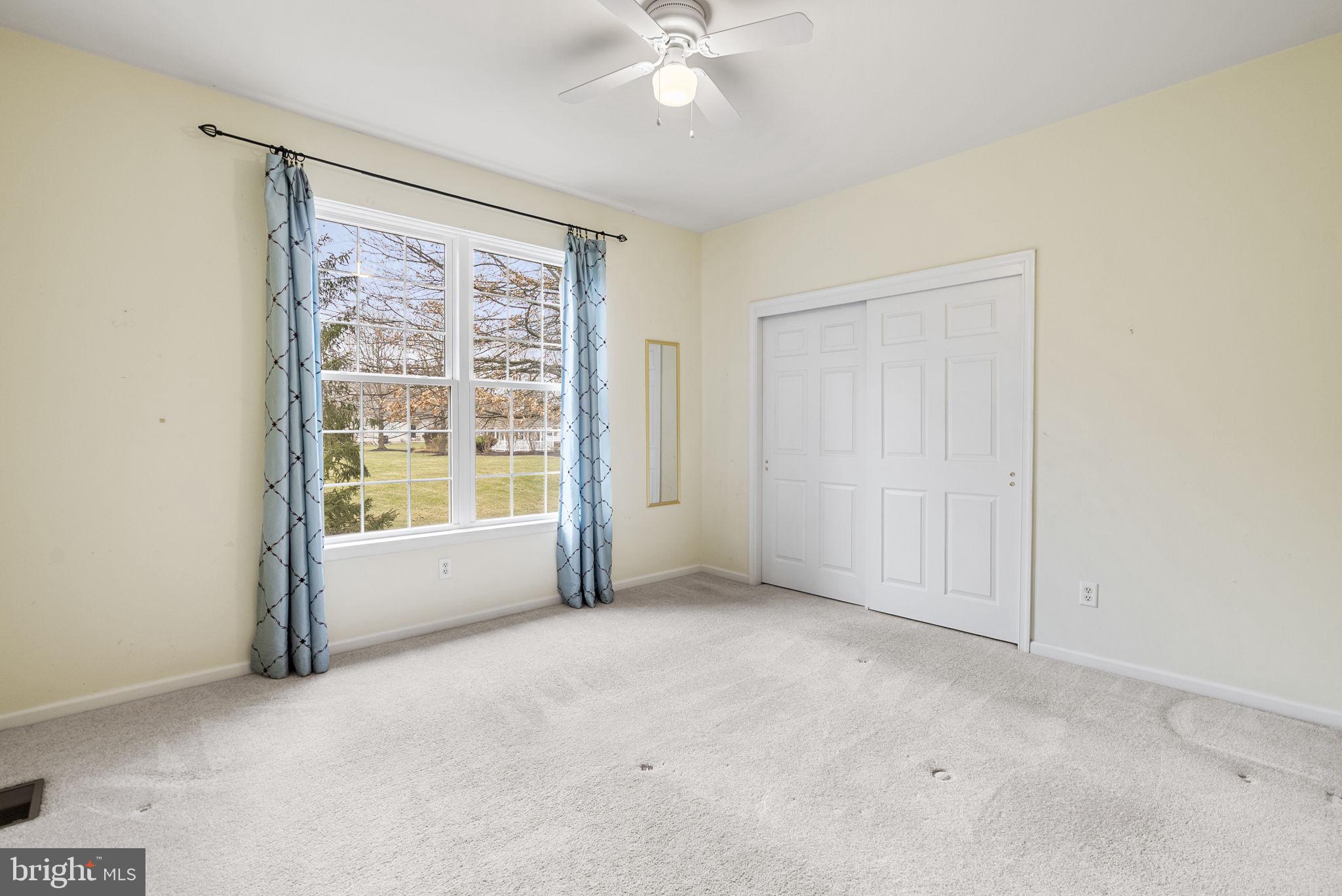 COURTYARDS - Residential