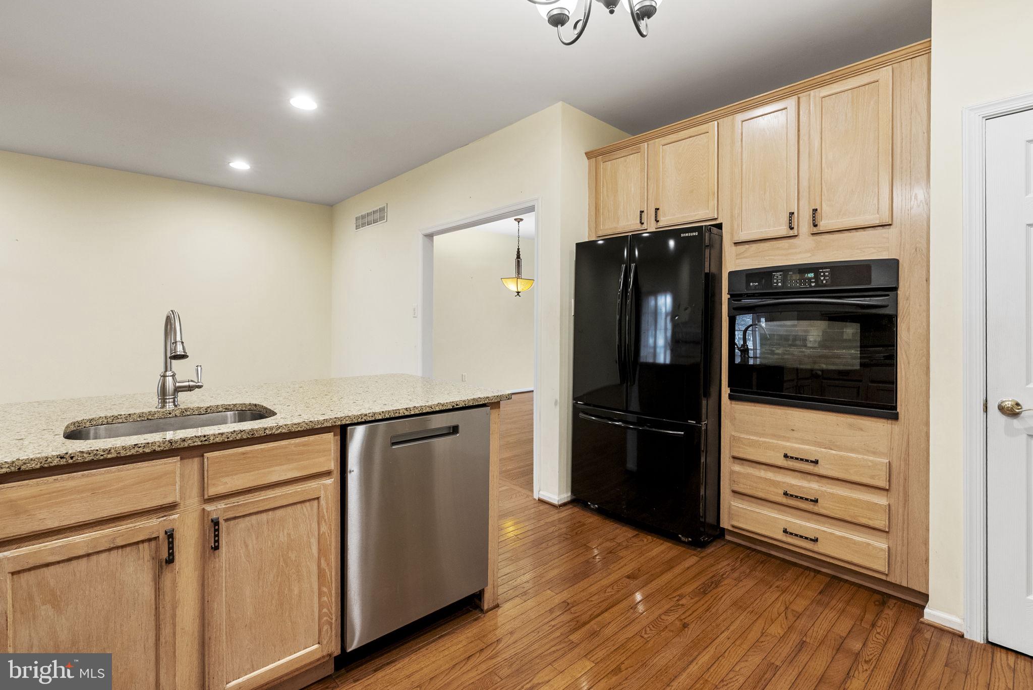 COURTYARDS - Residential