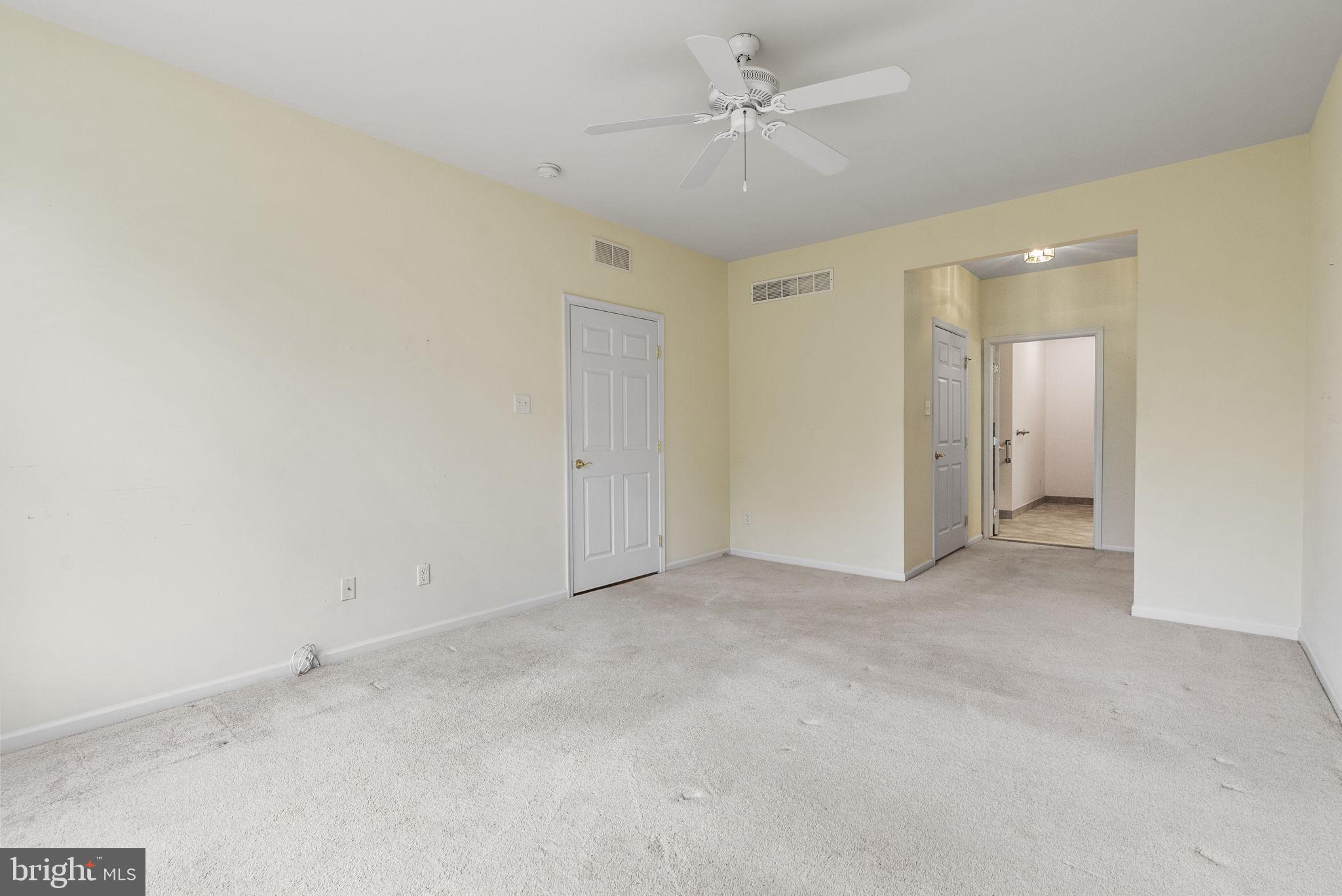 COURTYARDS - Residential