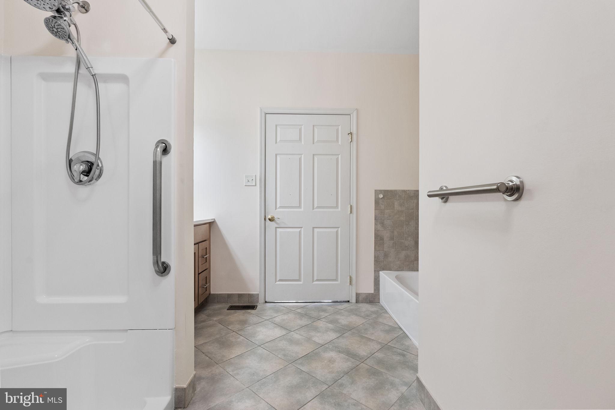 COURTYARDS - Residential