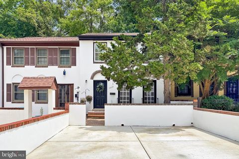 2929 ESPANA COURT FAIRFAX VA 22031