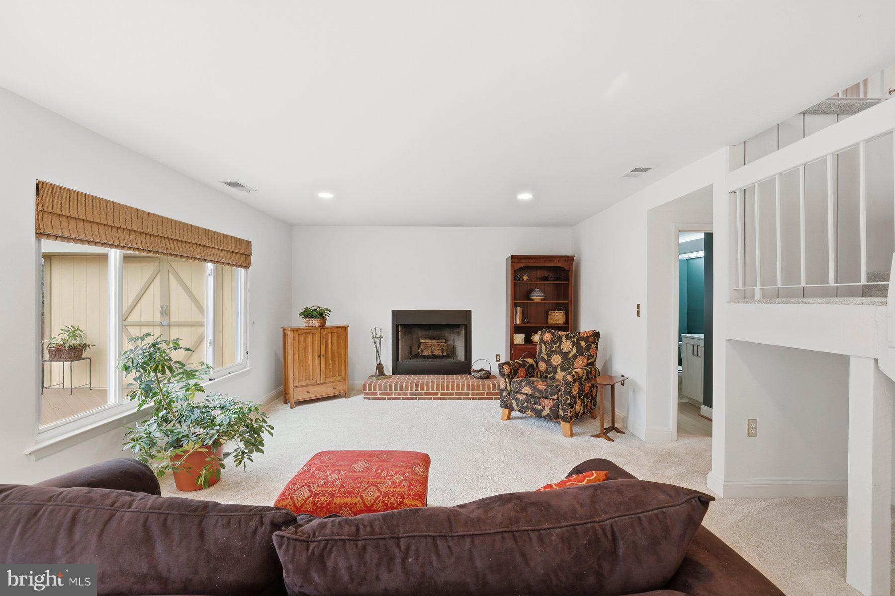 SOUTHERN GROVE - Residential