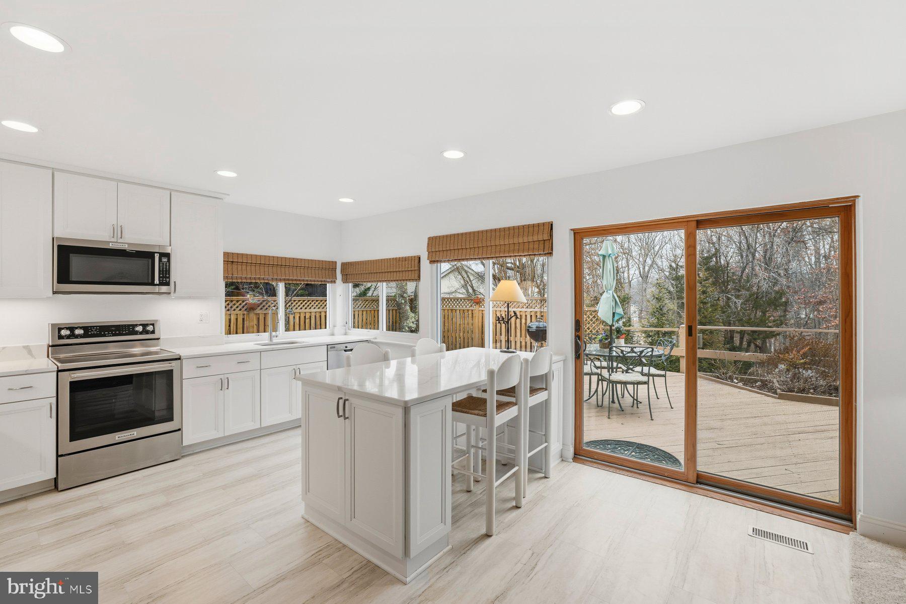 SOUTHERN GROVE - Residential