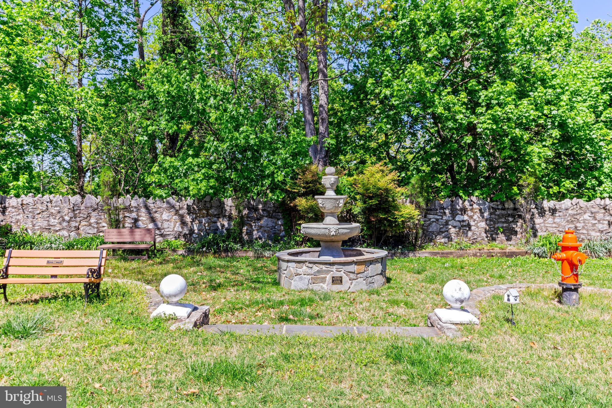 TOWSON ESTATES - Residential