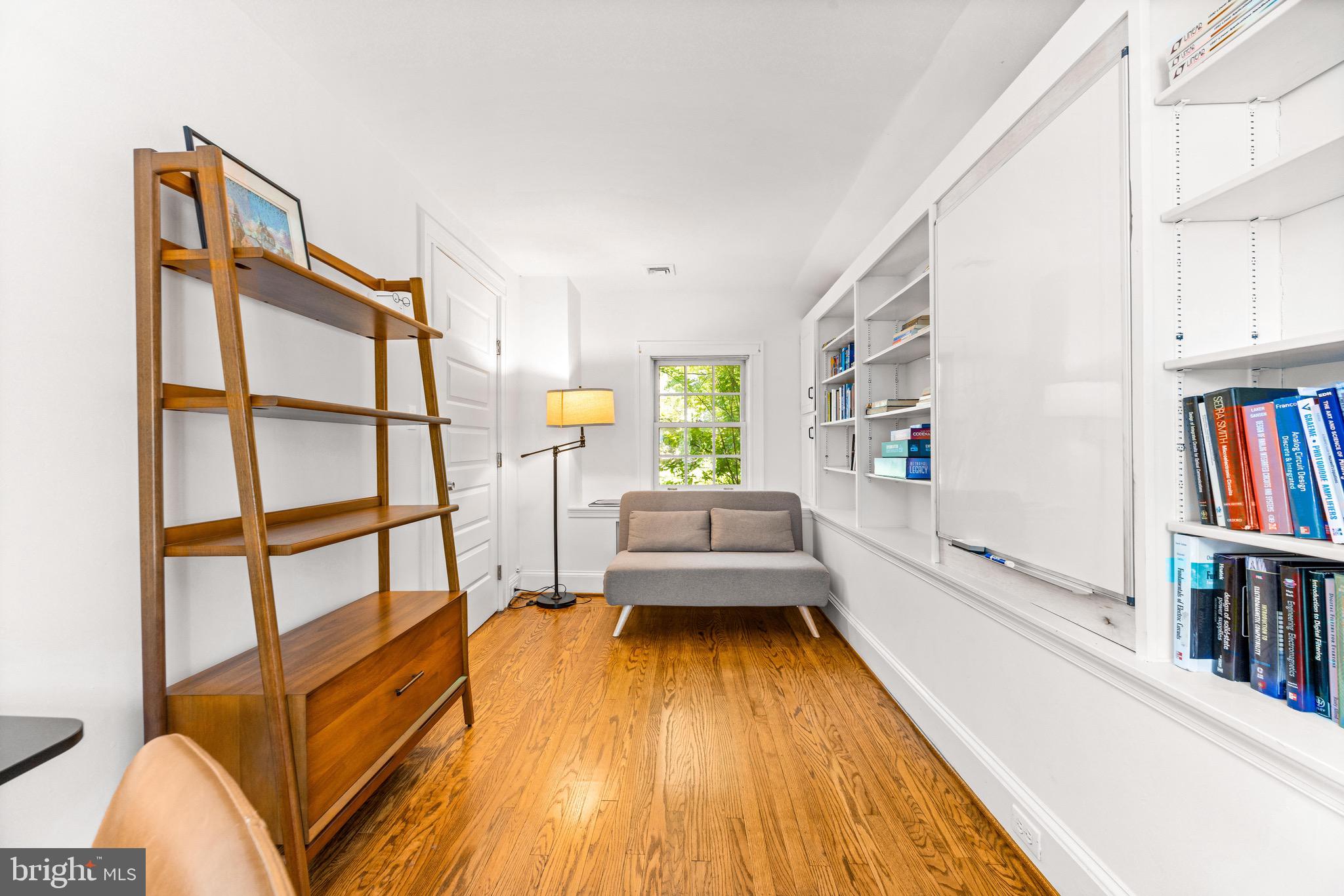 TOWSON ESTATES - Residential
