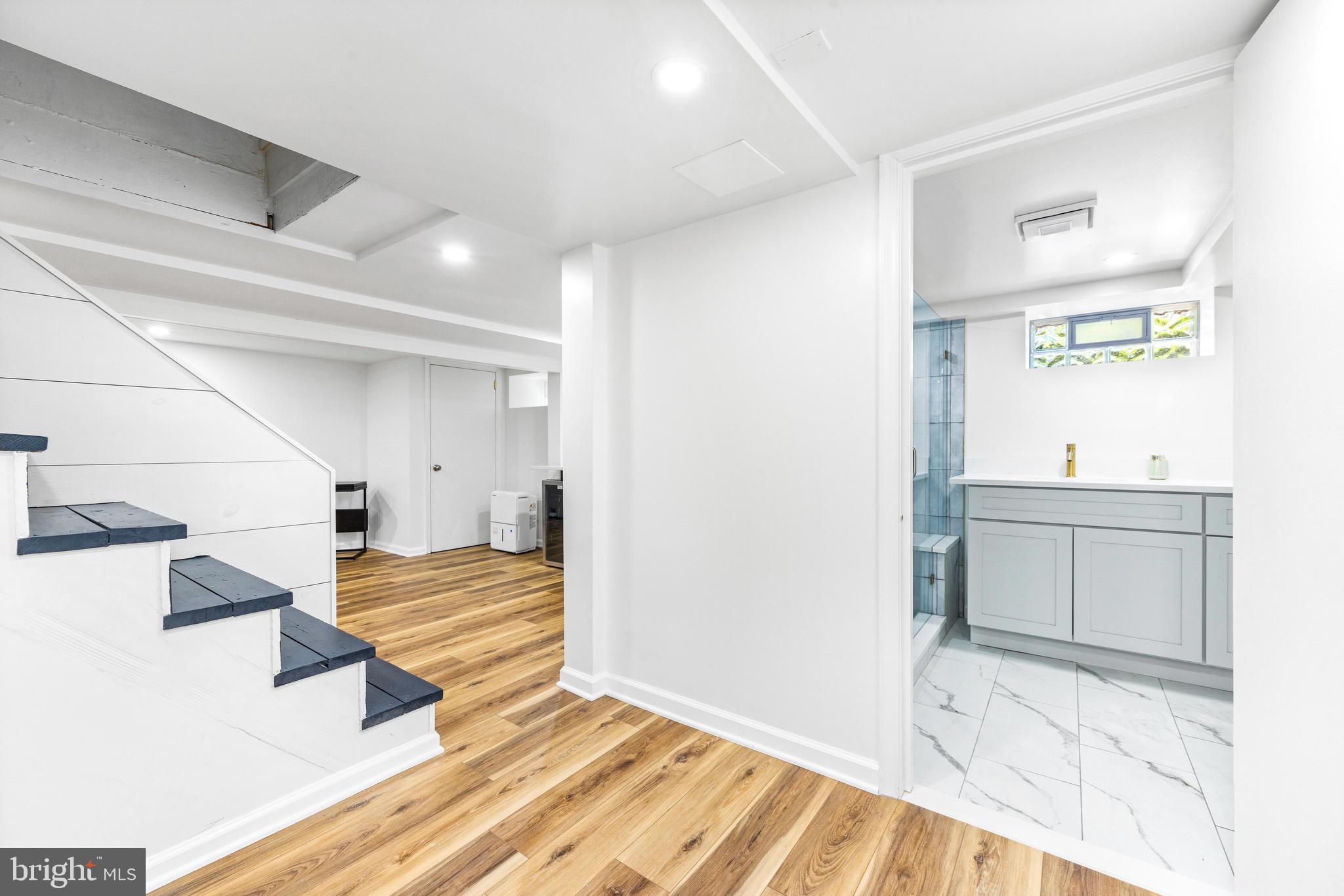 TOWSON ESTATES - Residential