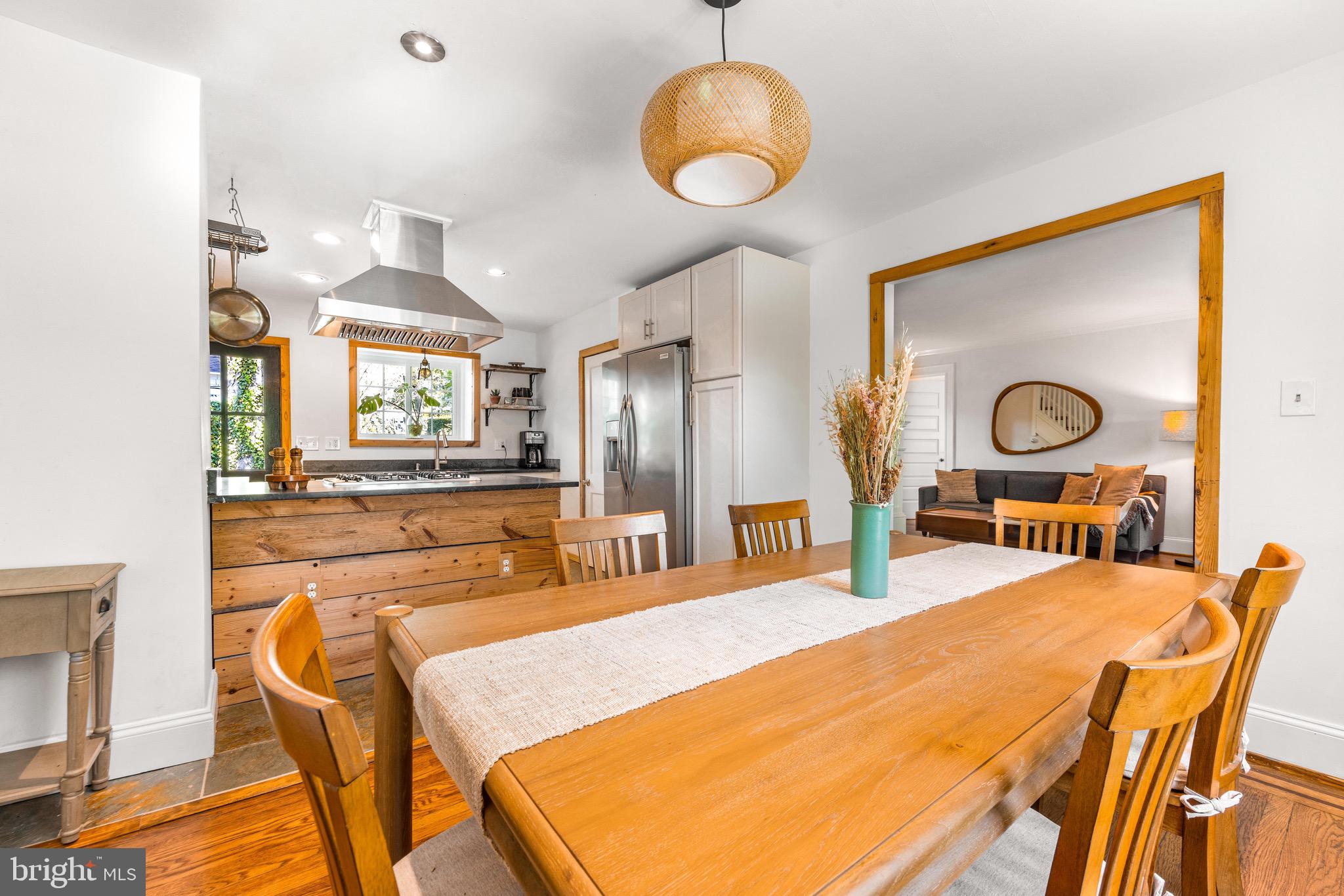 TOWSON ESTATES - Residential